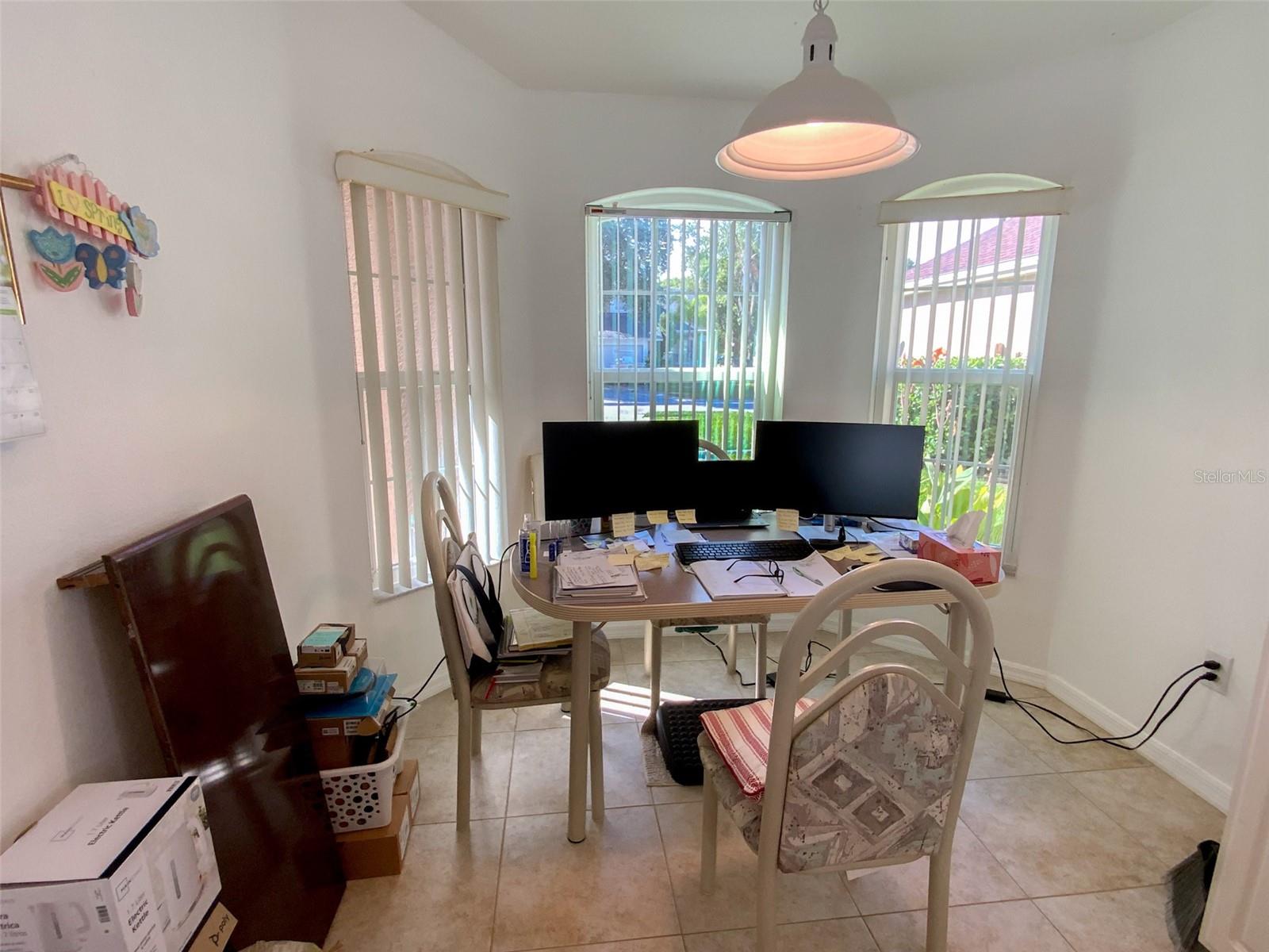 Image 11 of 53 For 479 Briland Street