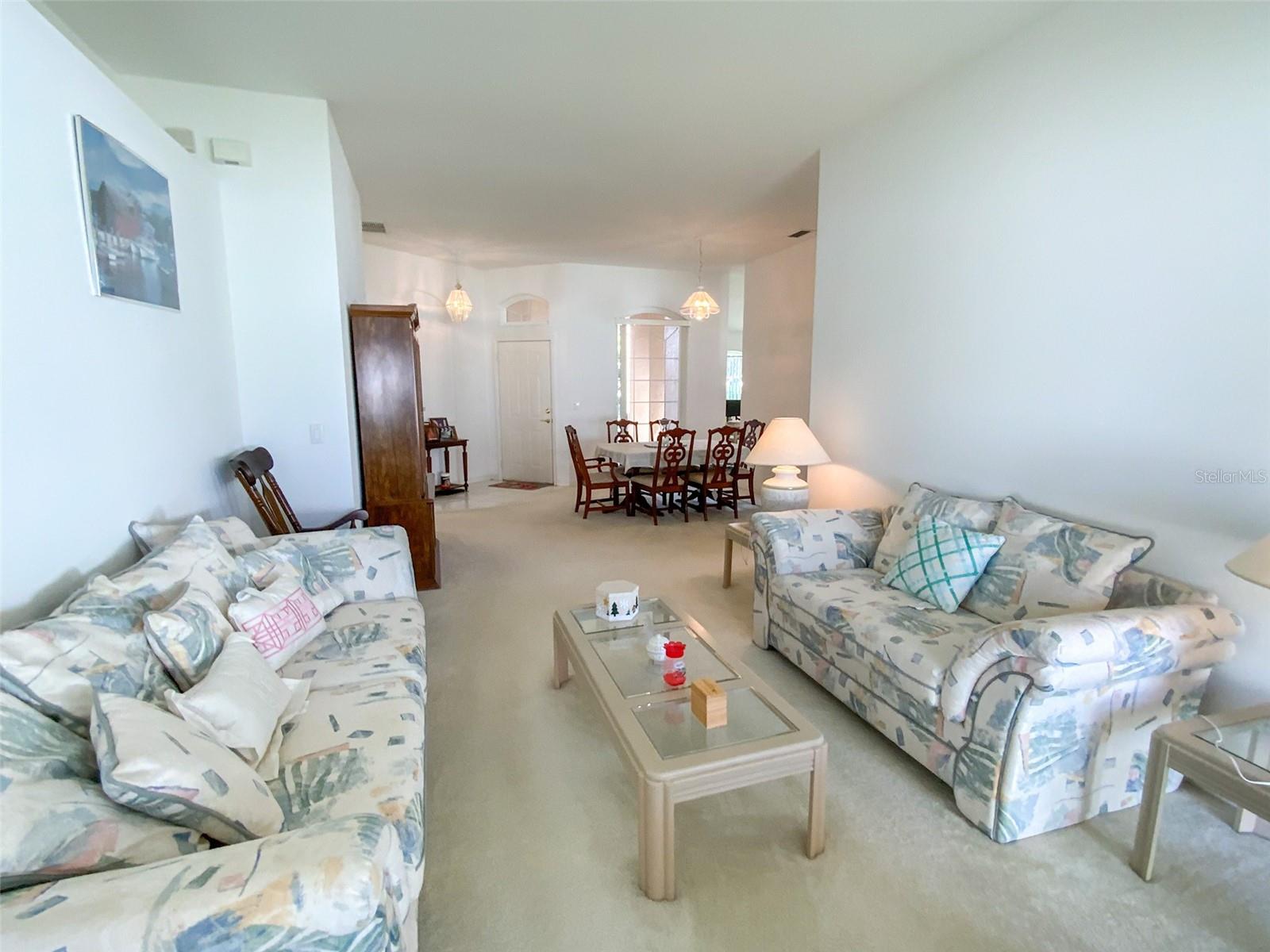 Image 12 of 53 For 479 Briland Street