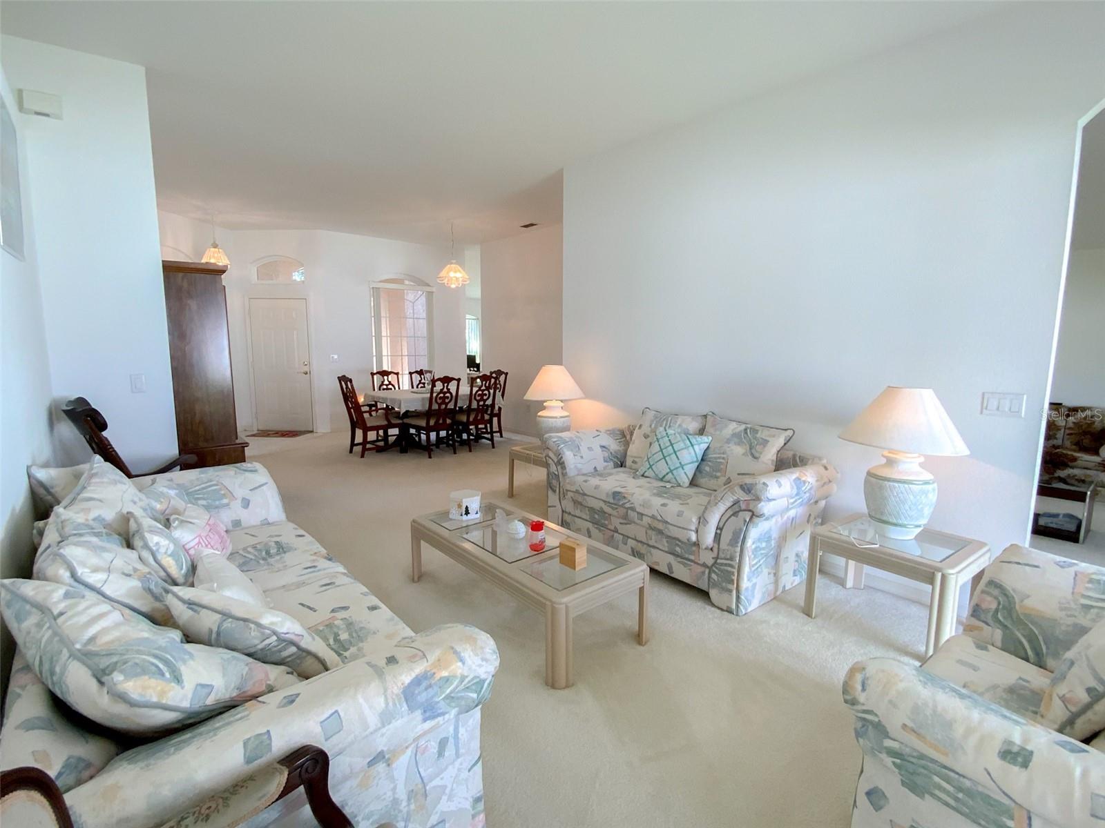 Image 15 of 53 For 479 Briland Street