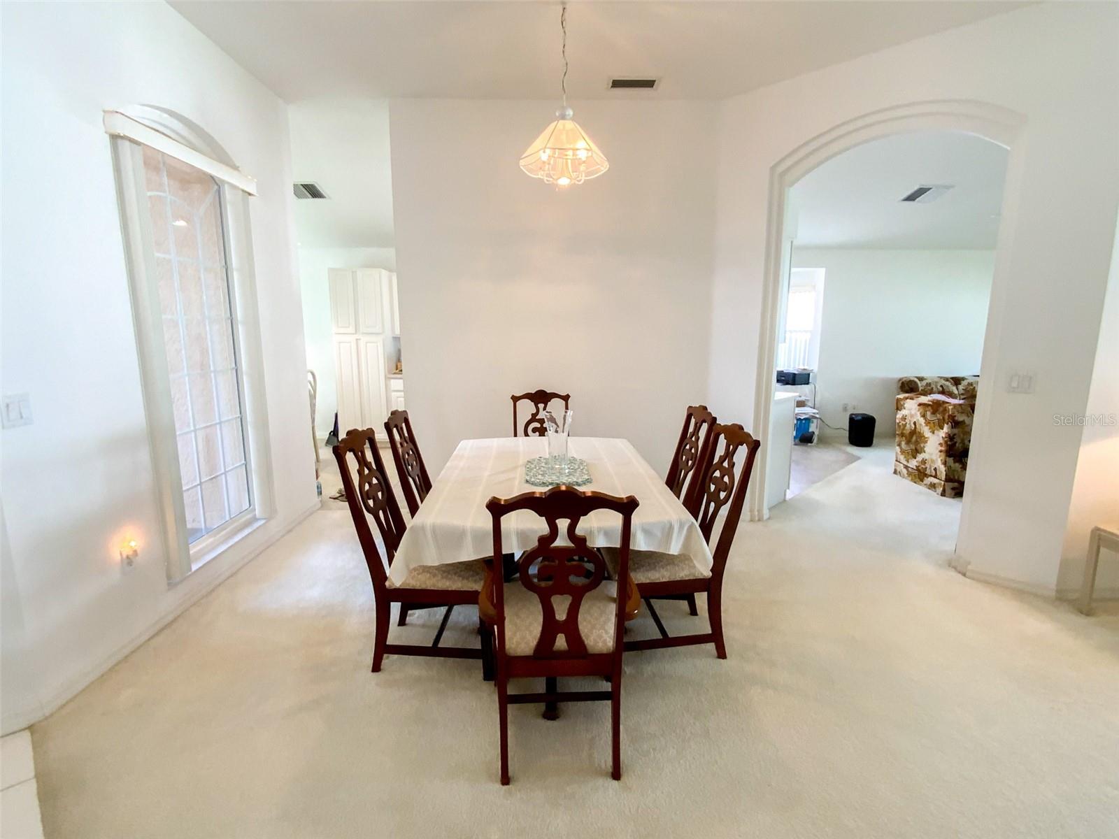 Image 19 of 53 For 479 Briland Street