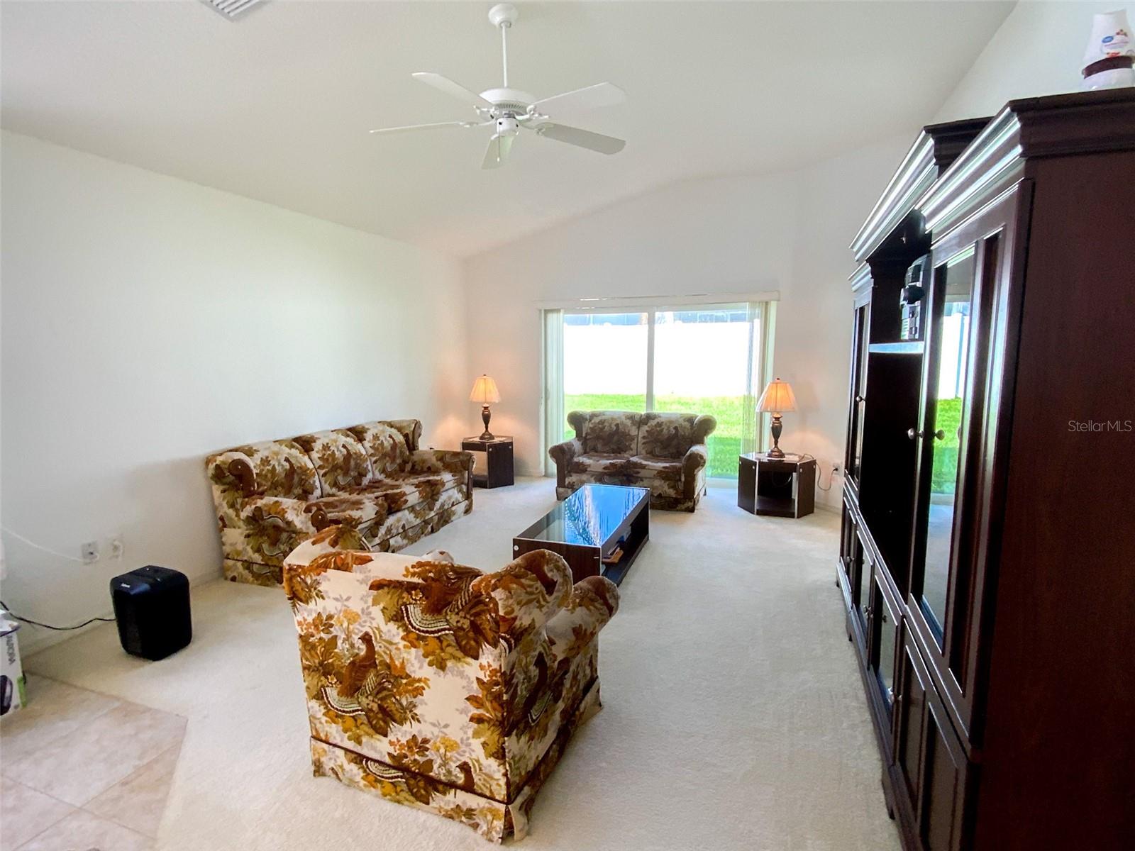 Image 22 of 53 For 479 Briland Street