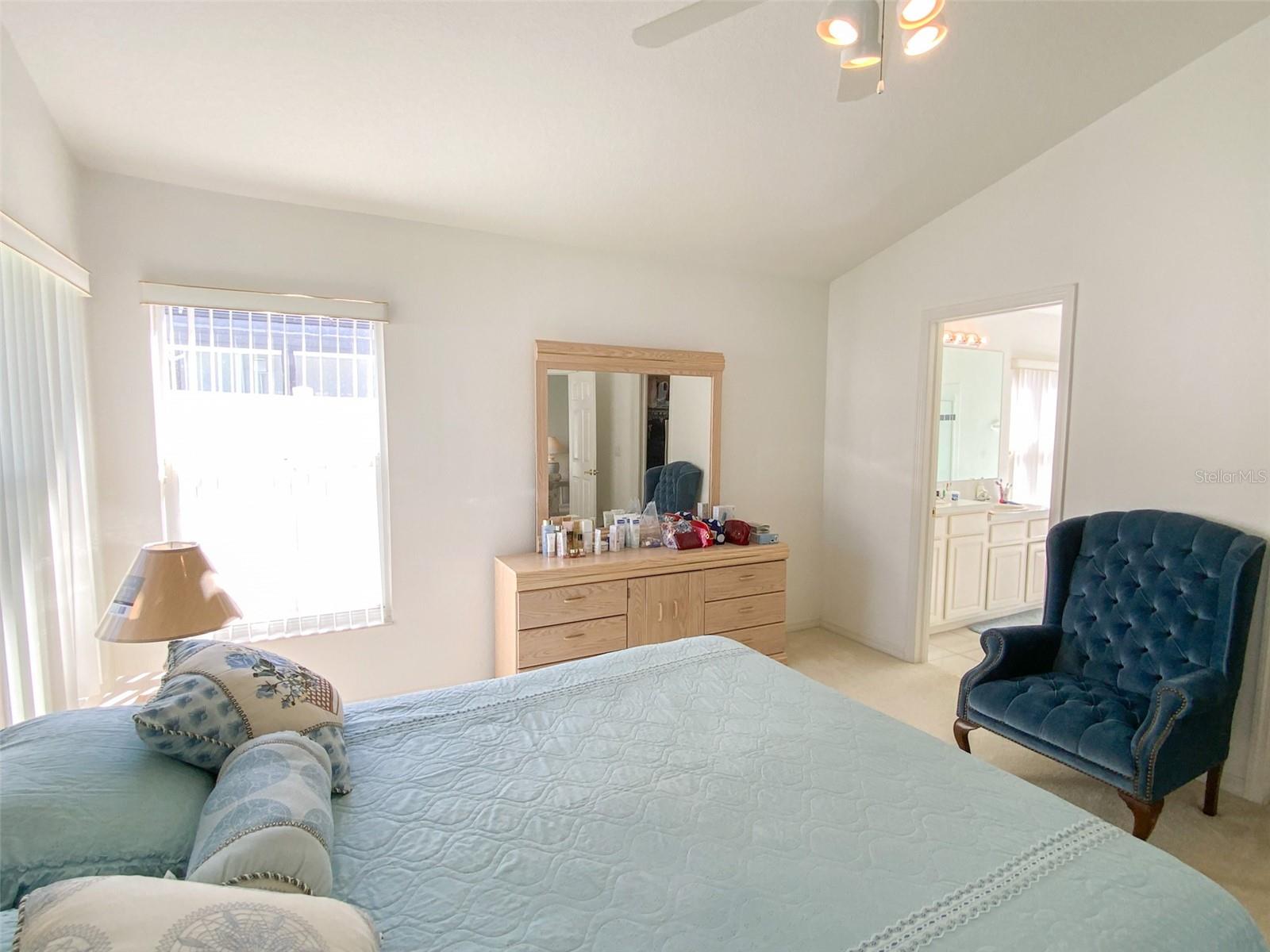 Image 27 of 53 For 479 Briland Street