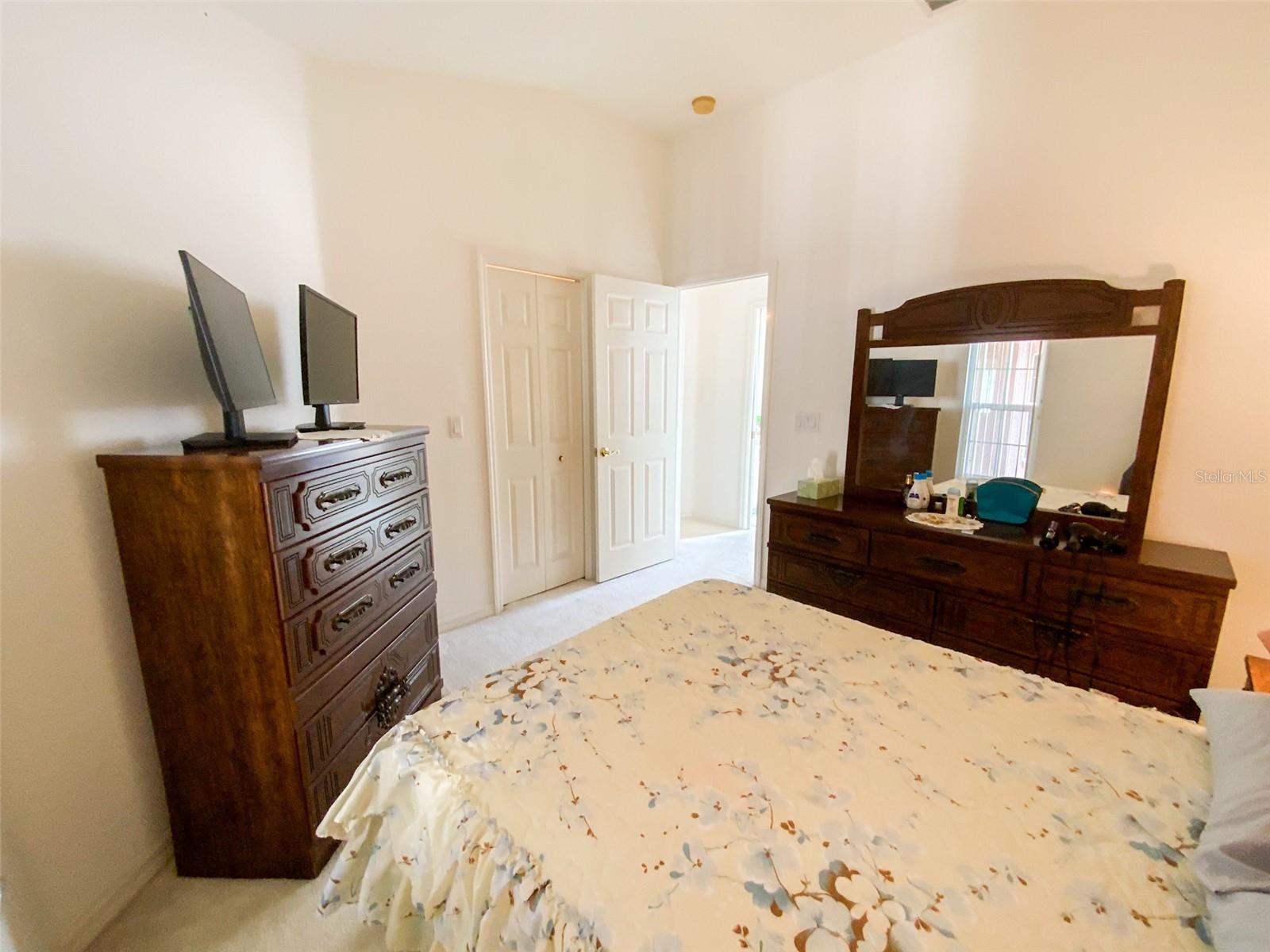 Image 32 of 53 For 479 Briland Street