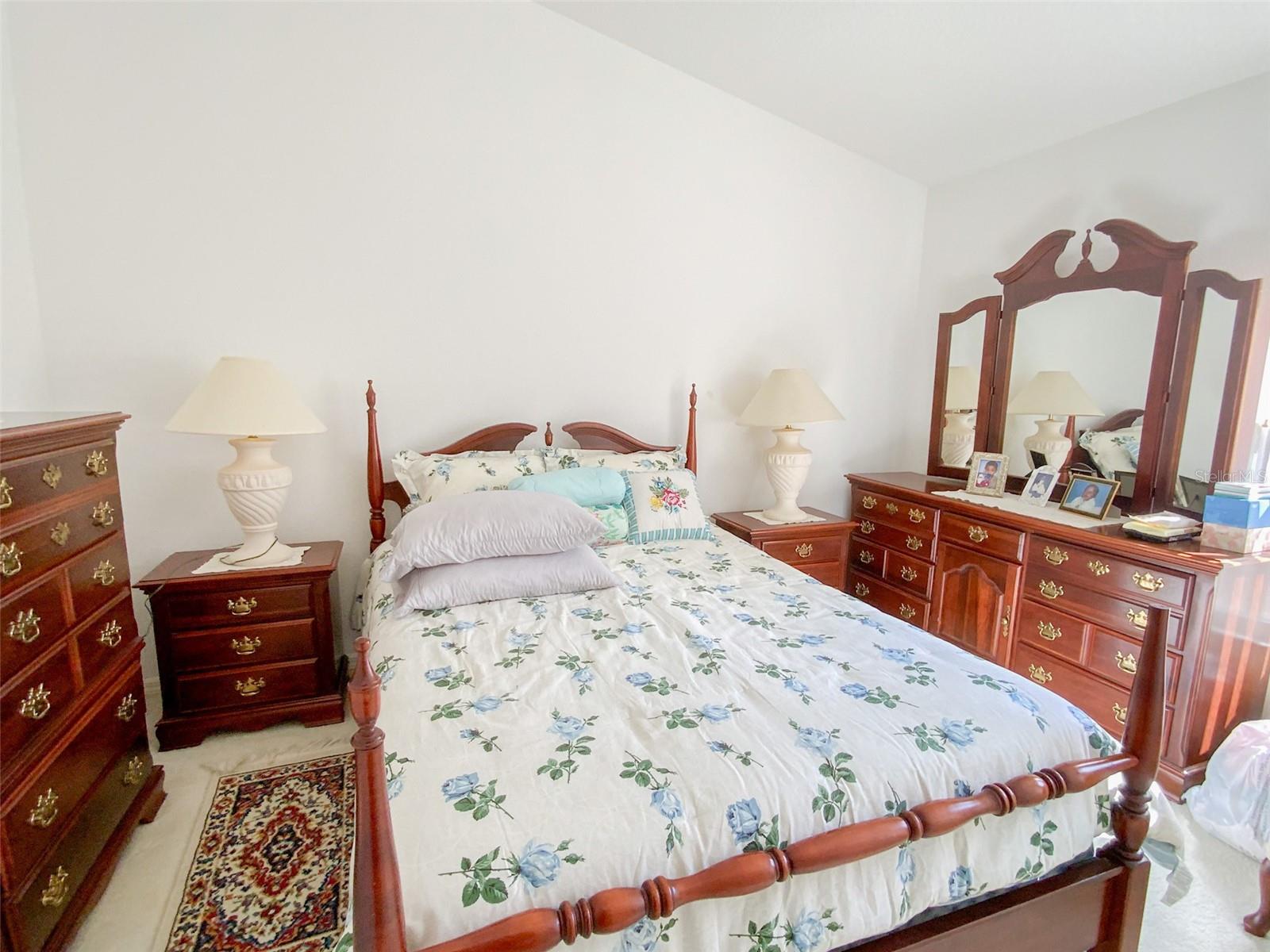 Image 34 of 53 For 479 Briland Street