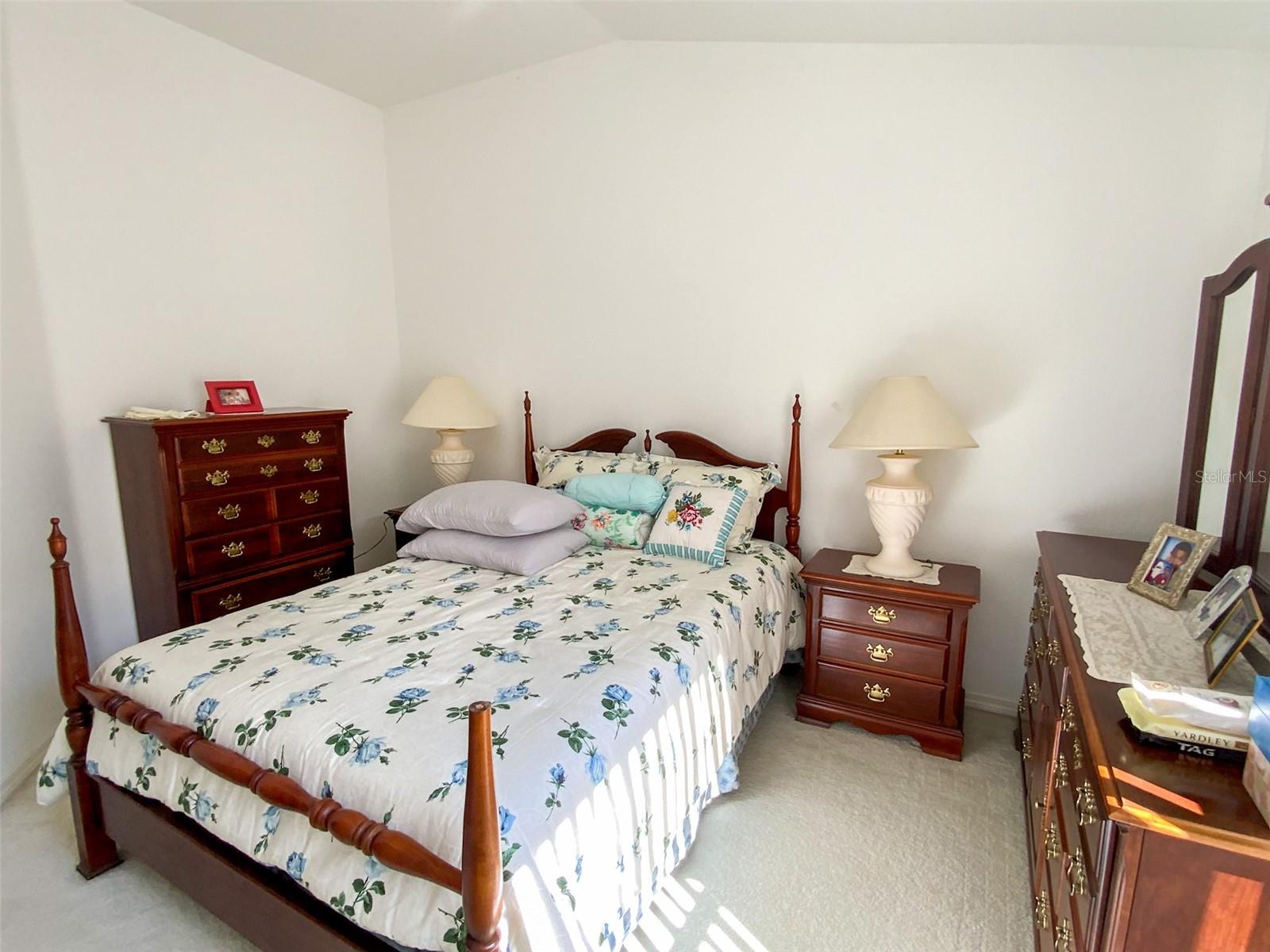 Image 36 of 53 For 479 Briland Street