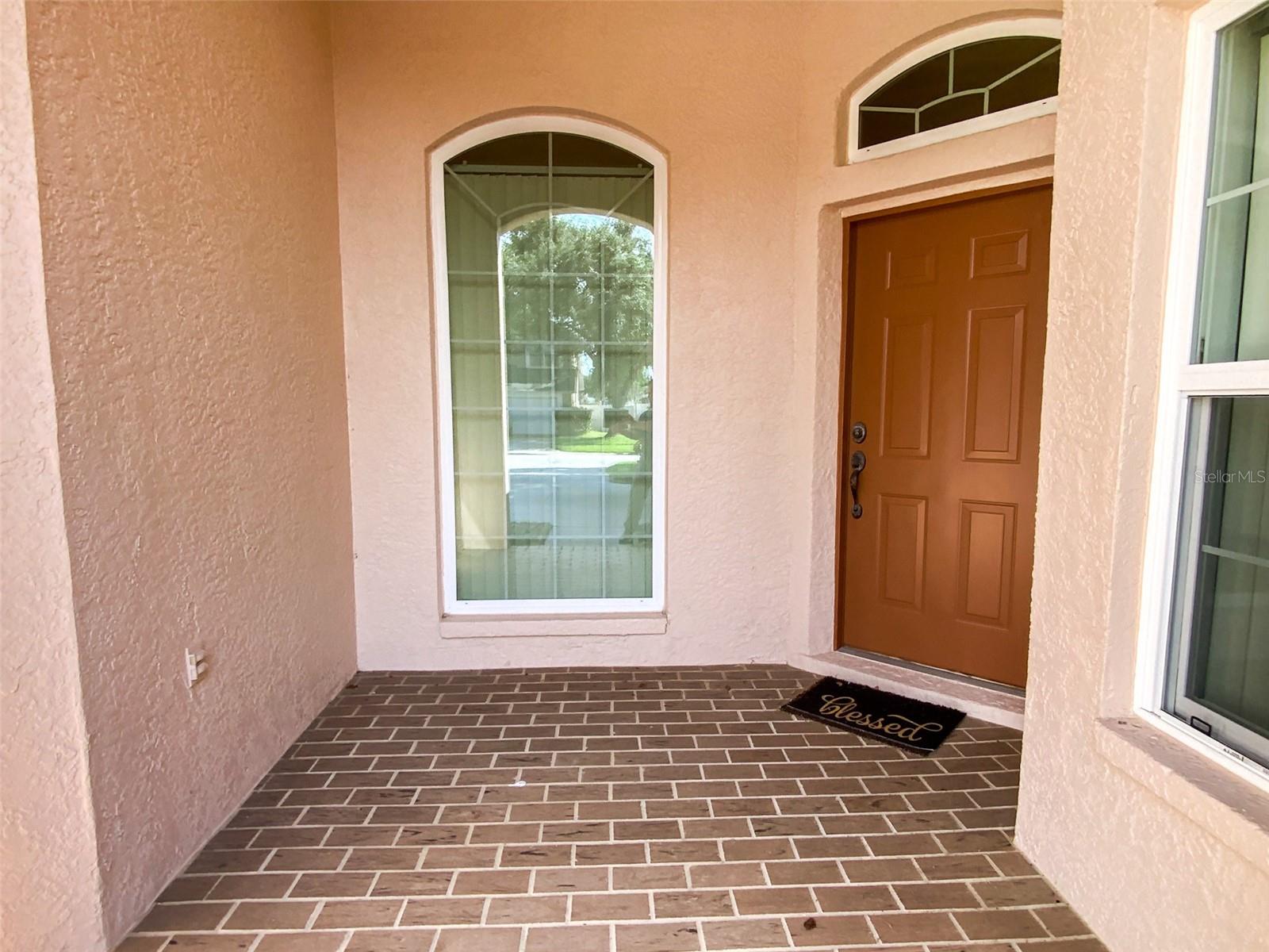 Image 4 of 53 For 479 Briland Street