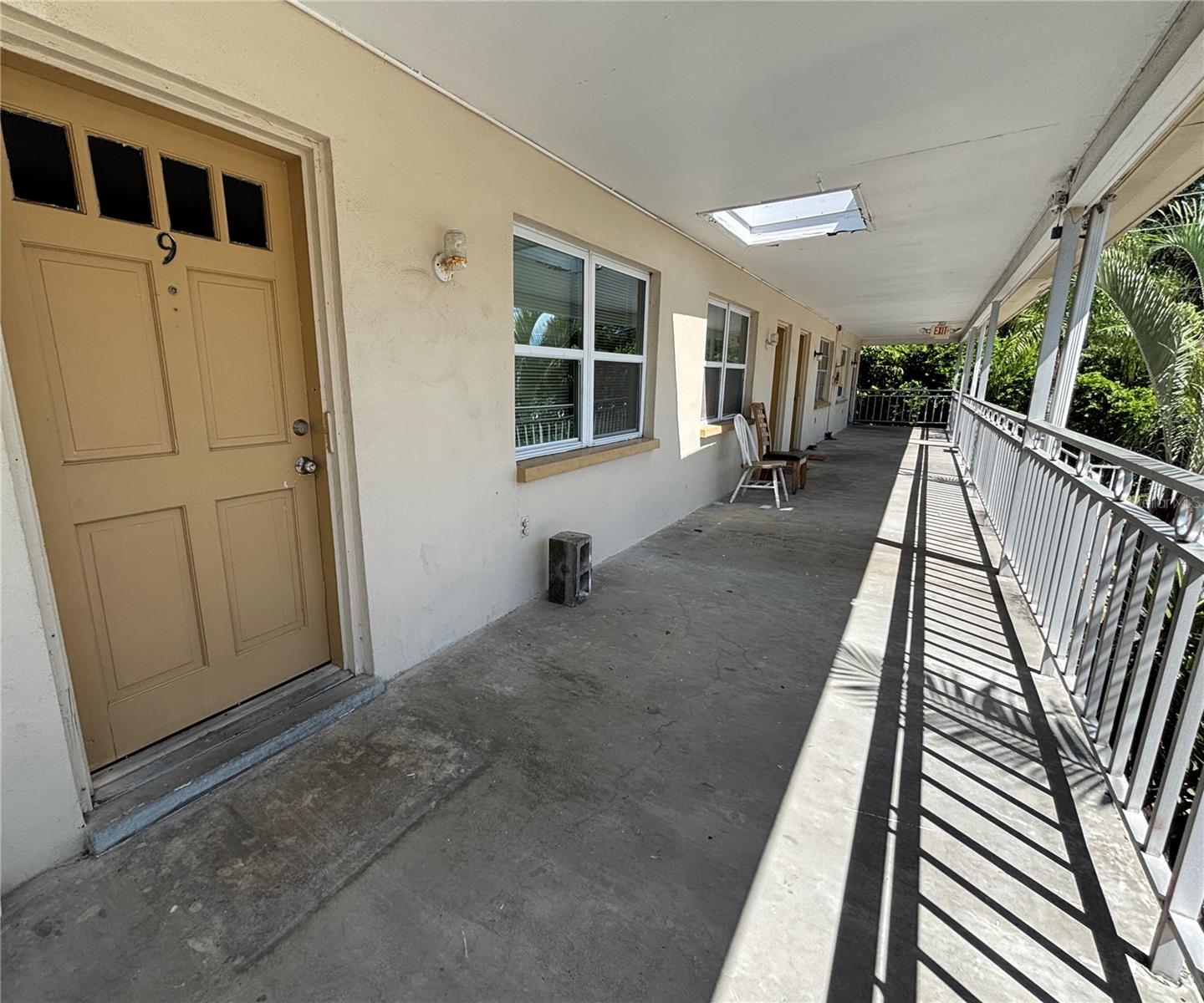 Image 12 of 12 For 1008 Pinellas Street 9