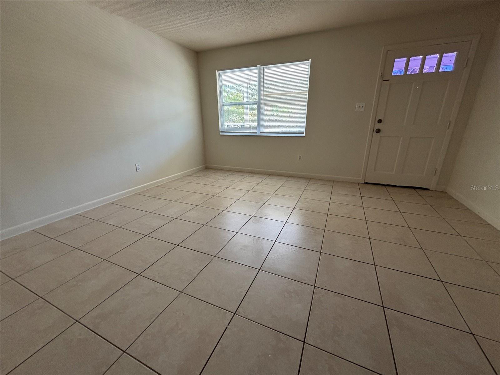 Image 2 of 12 For 1008 Pinellas Street 9