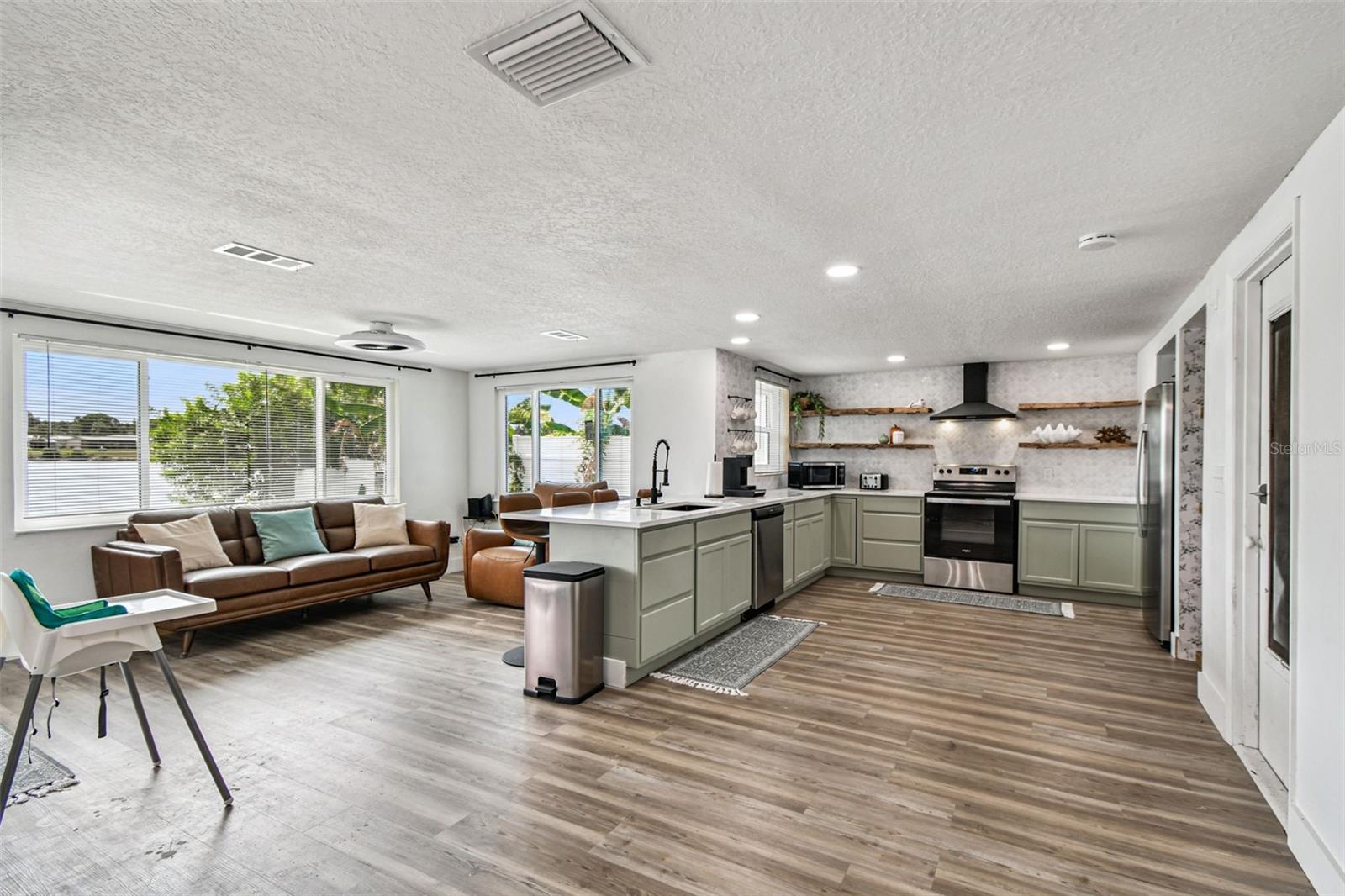 Image 10 of 43 For 3222 Jackson Drive