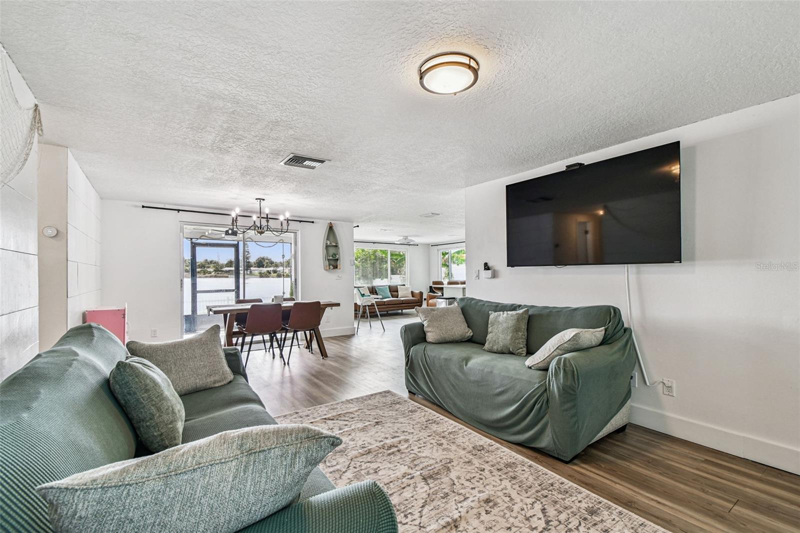 Image 6 of 43 For 3222 Jackson Drive