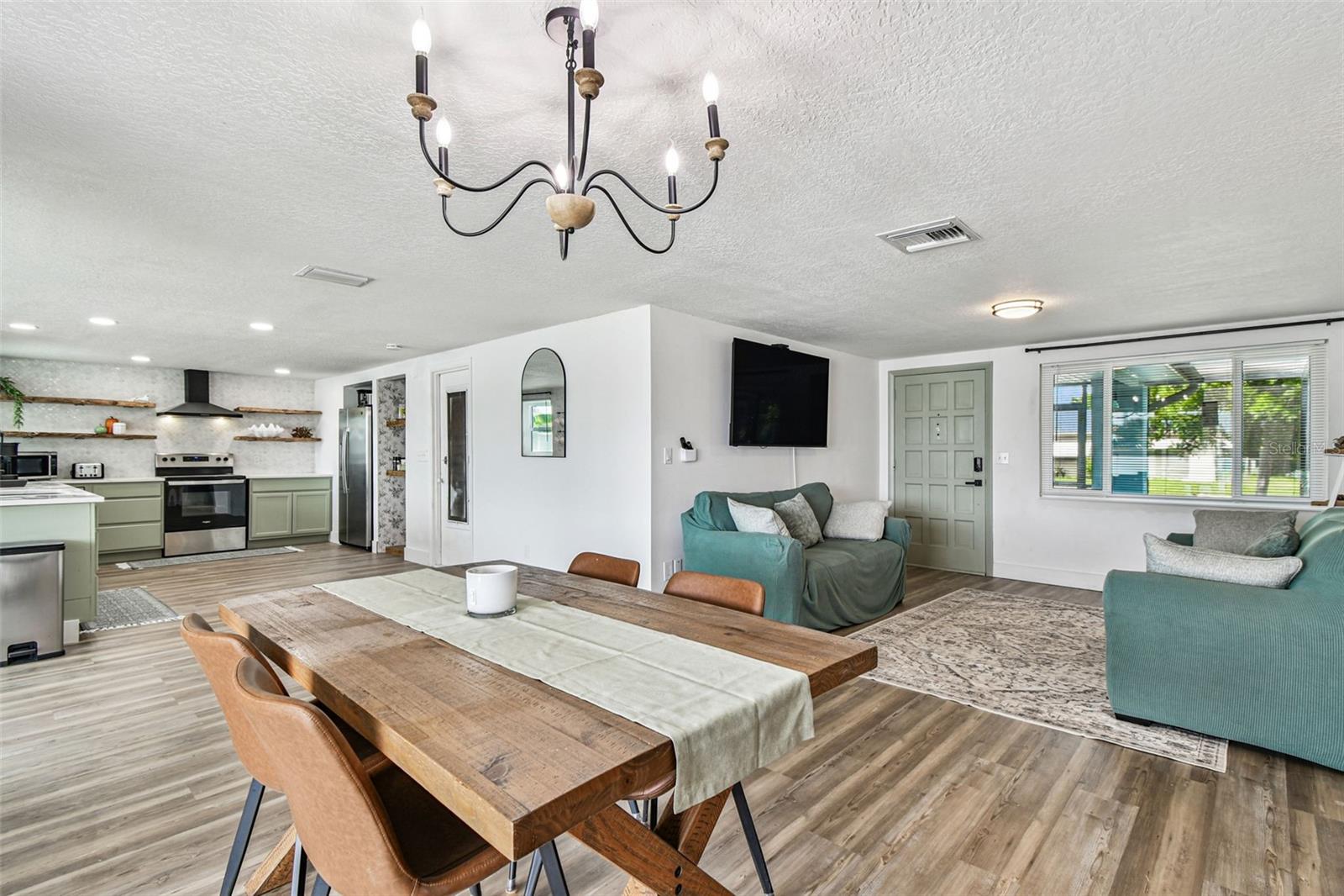 Image 9 of 43 For 3222 Jackson Drive