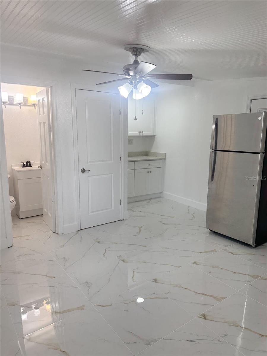Image 14 of 16 For 821 Thalia Drive