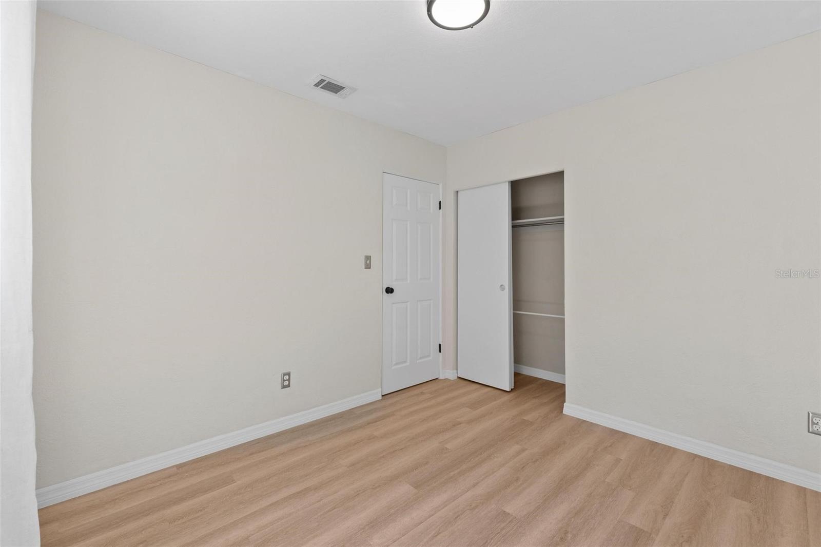 Image 15 of 28 For 5413 13th Avenue N