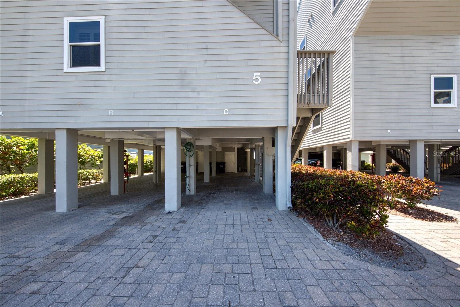 Image 10 of 55 For 19930 Gulf Boulevard 5c