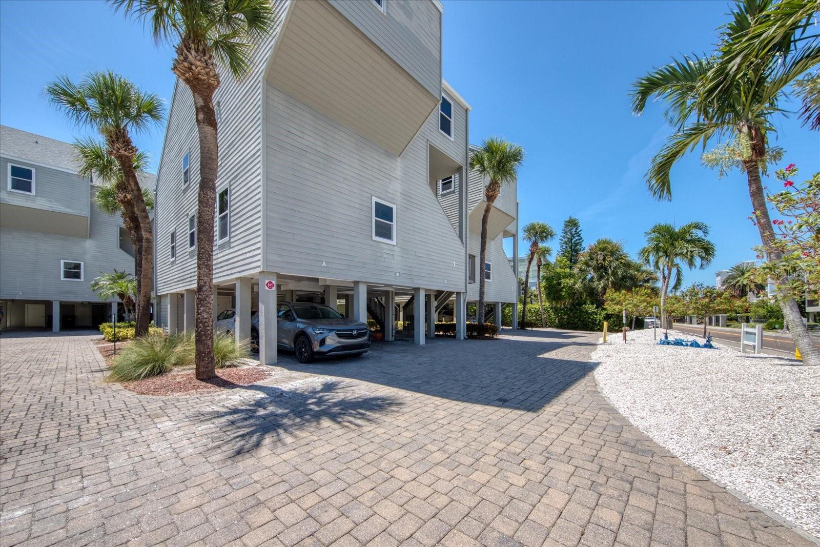 Image 7 of 55 For 19930 Gulf Boulevard 5c