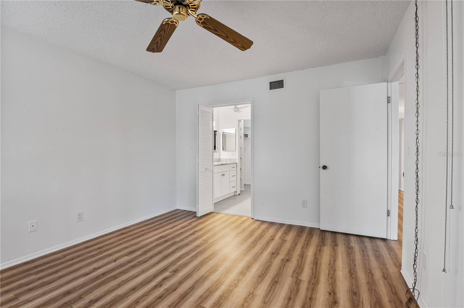 Image 10 of 23 For 14130 Rosemary Lane 4313