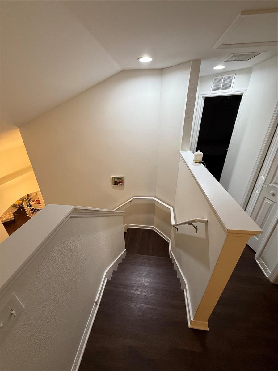 Image 32 of 55 For 10913 Observatory Way