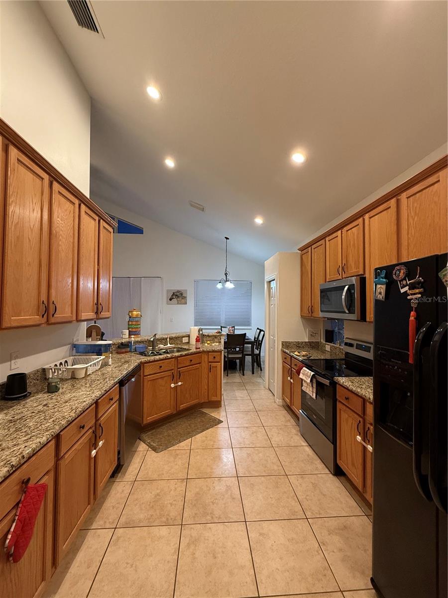 Image 39 of 55 For 10913 Observatory Way