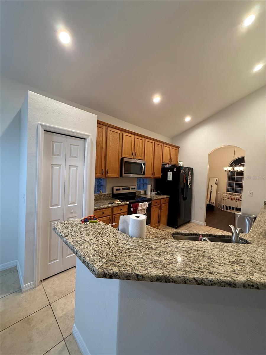 Image 48 of 55 For 10913 Observatory Way