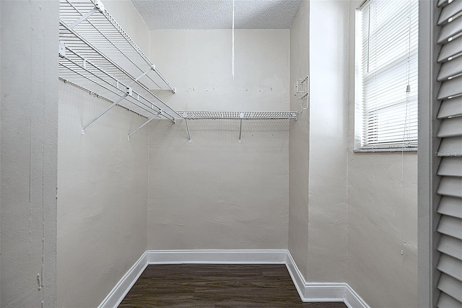 Image 12 of 17 For 2109 Bayshore Boulevard 210
