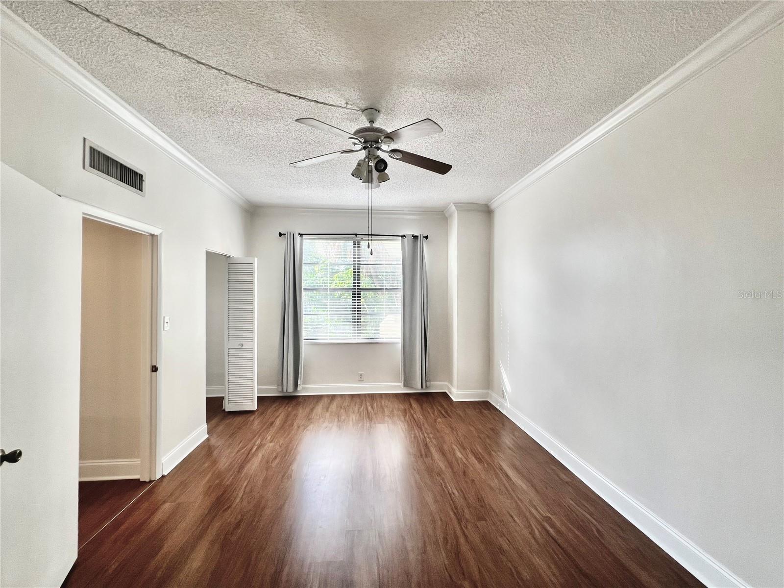 Image 5 of 17 For 2109 Bayshore Boulevard 210