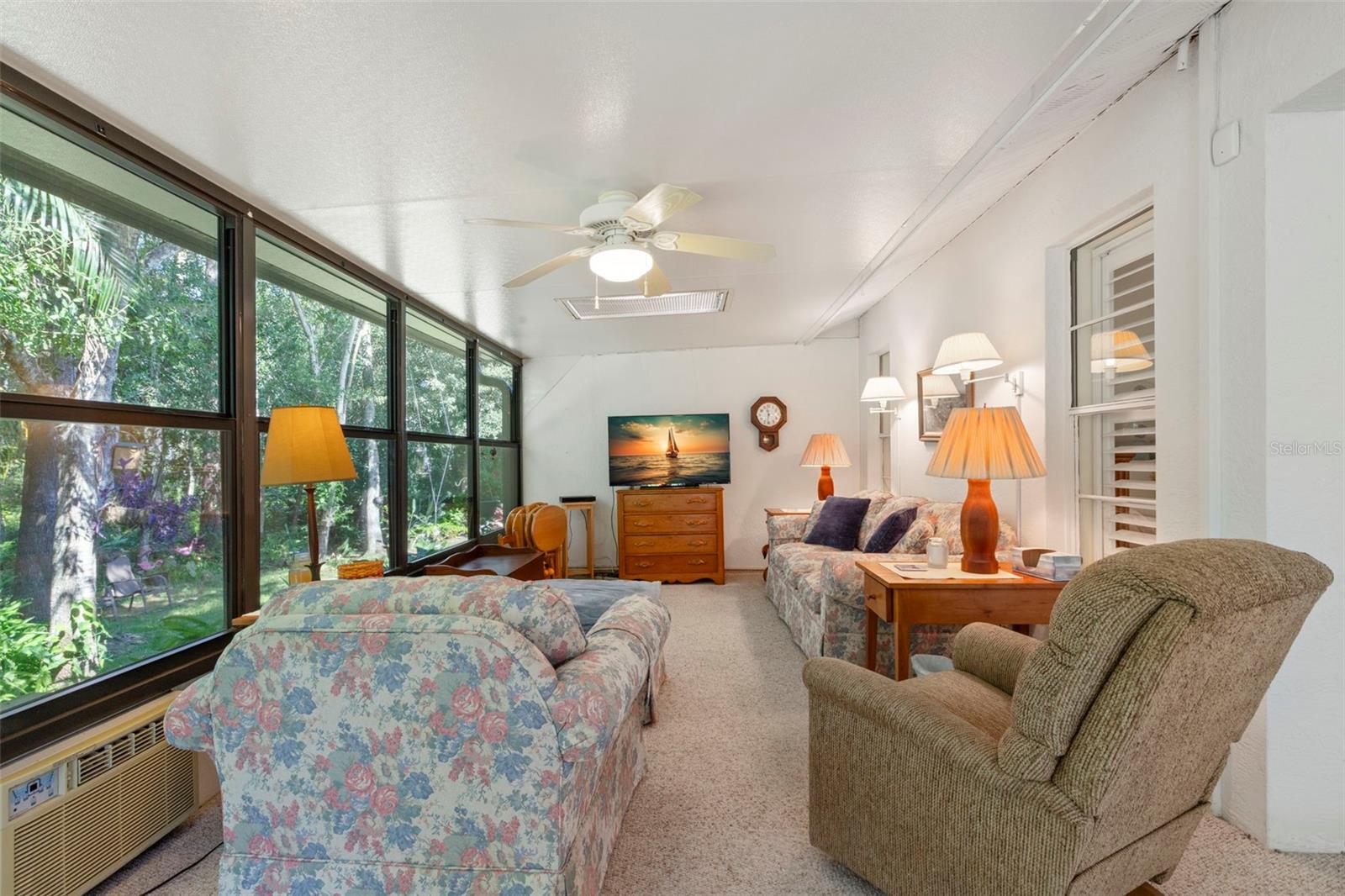 Image 20 of 27 For 4060 Salem Square Parkway