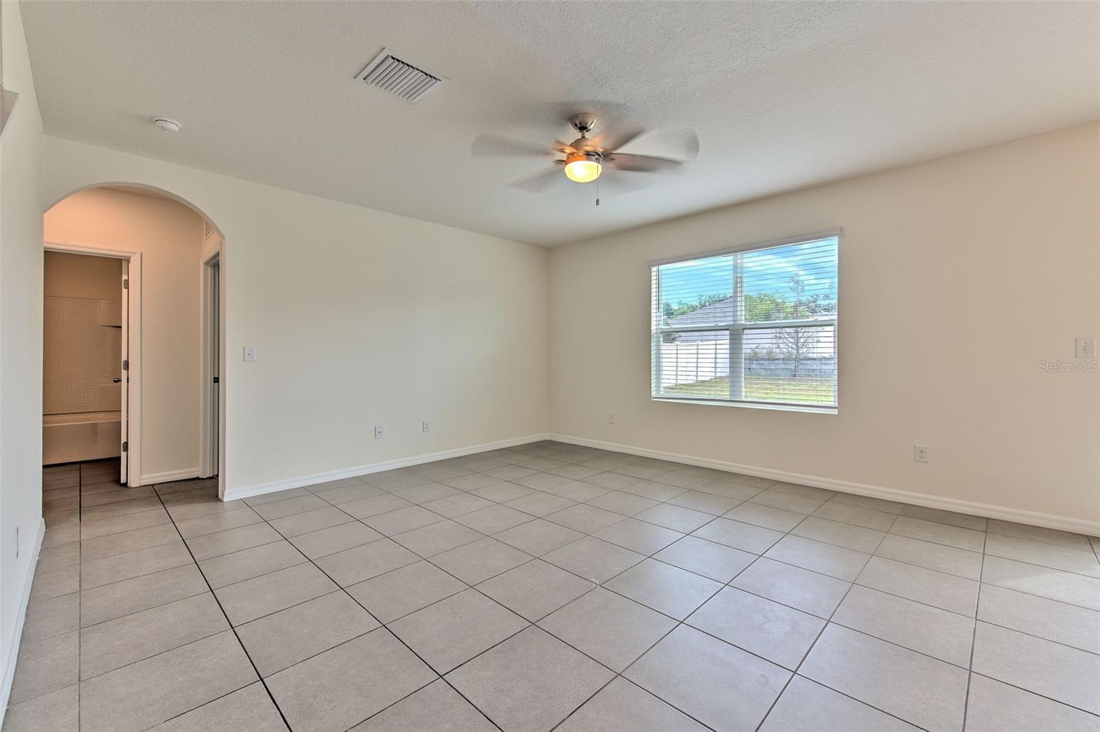 Image 13 of 43 For 2518 Knight Island Drive