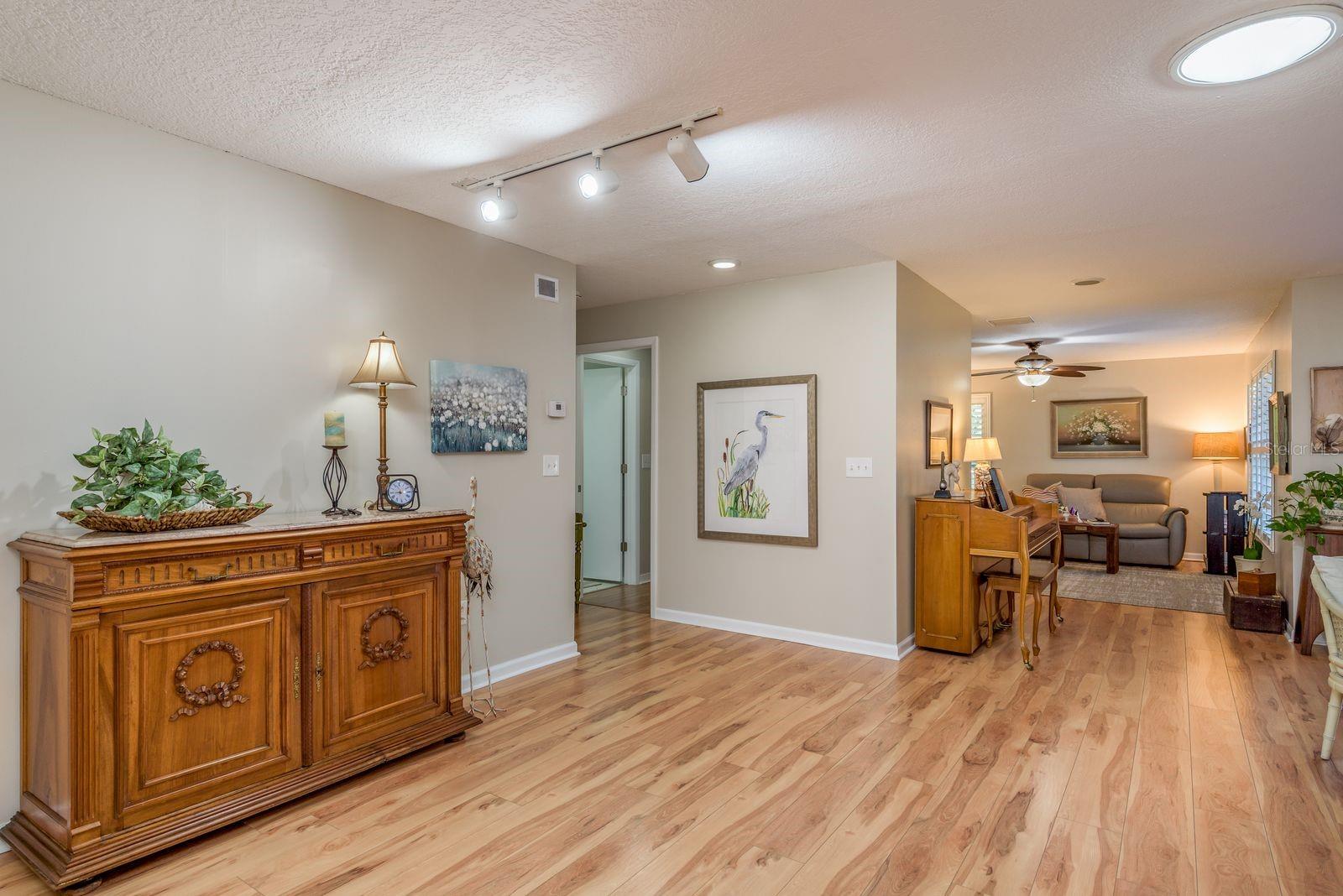 Image 16 of 57 For 3184 Brunswick Circle