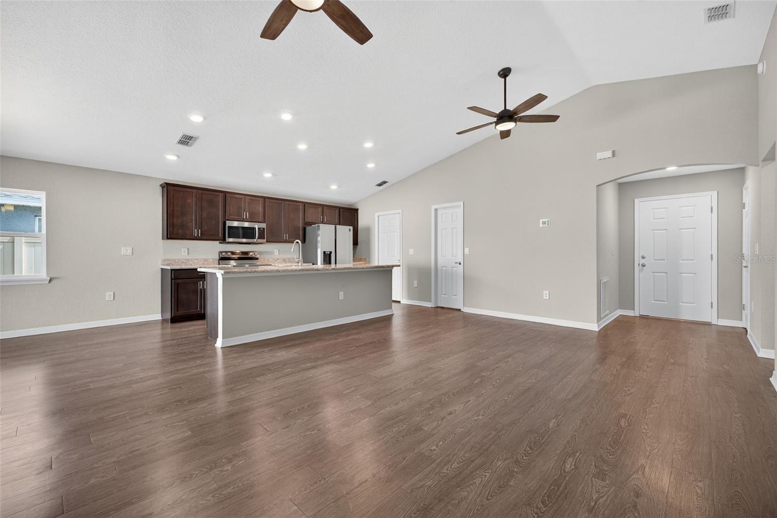 Image 11 of 48 For 119 Eagle Summit Drive