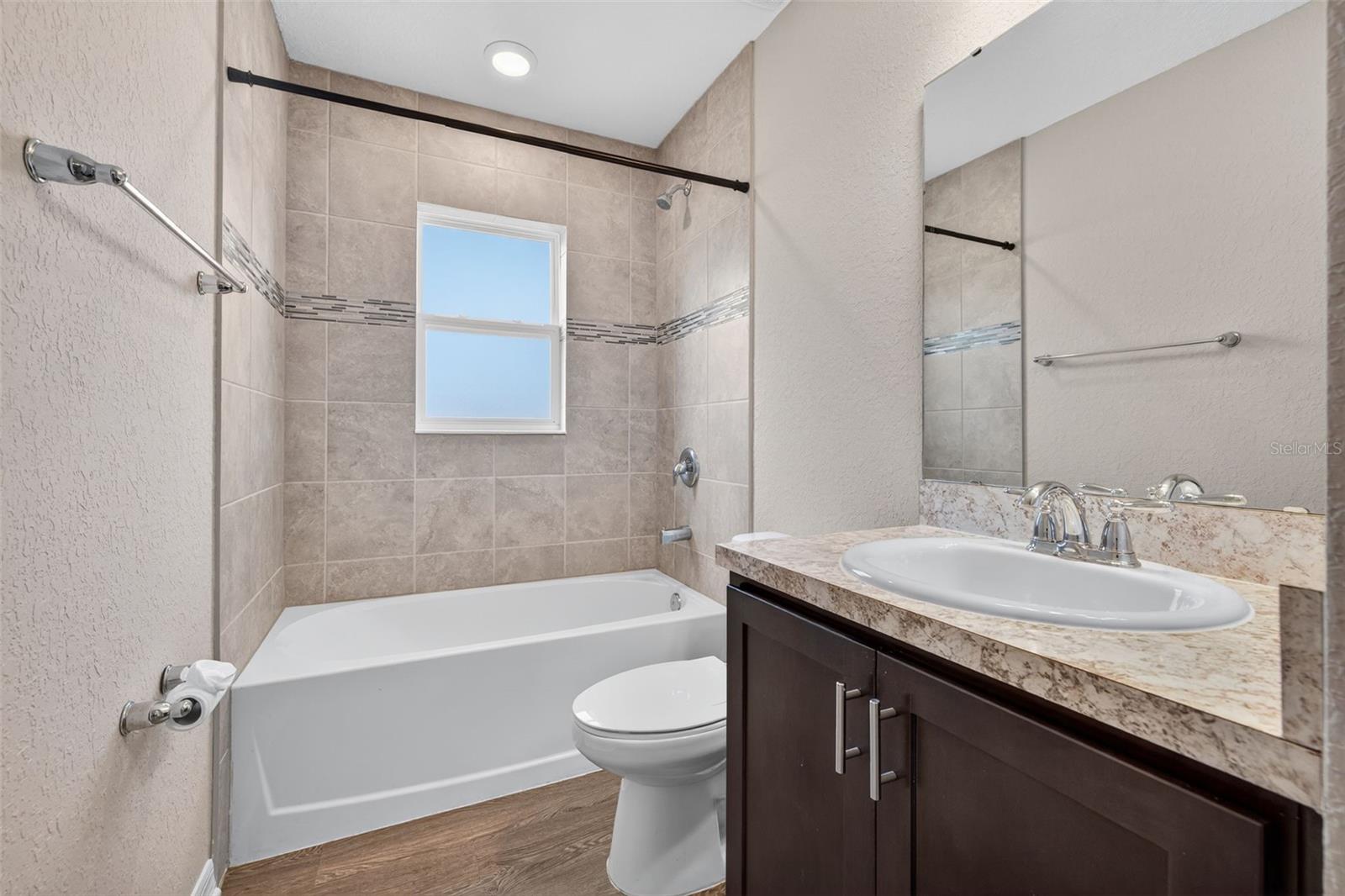 Image 31 of 48 For 119 Eagle Summit Drive