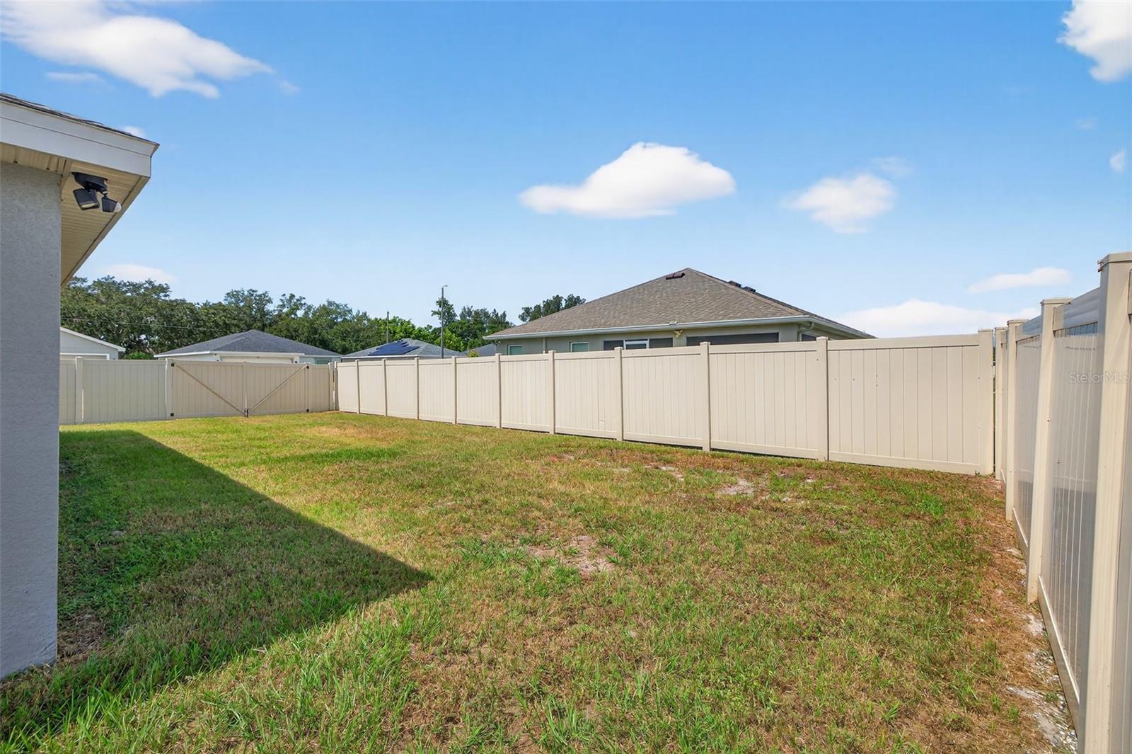 Image 37 of 48 For 119 Eagle Summit Drive