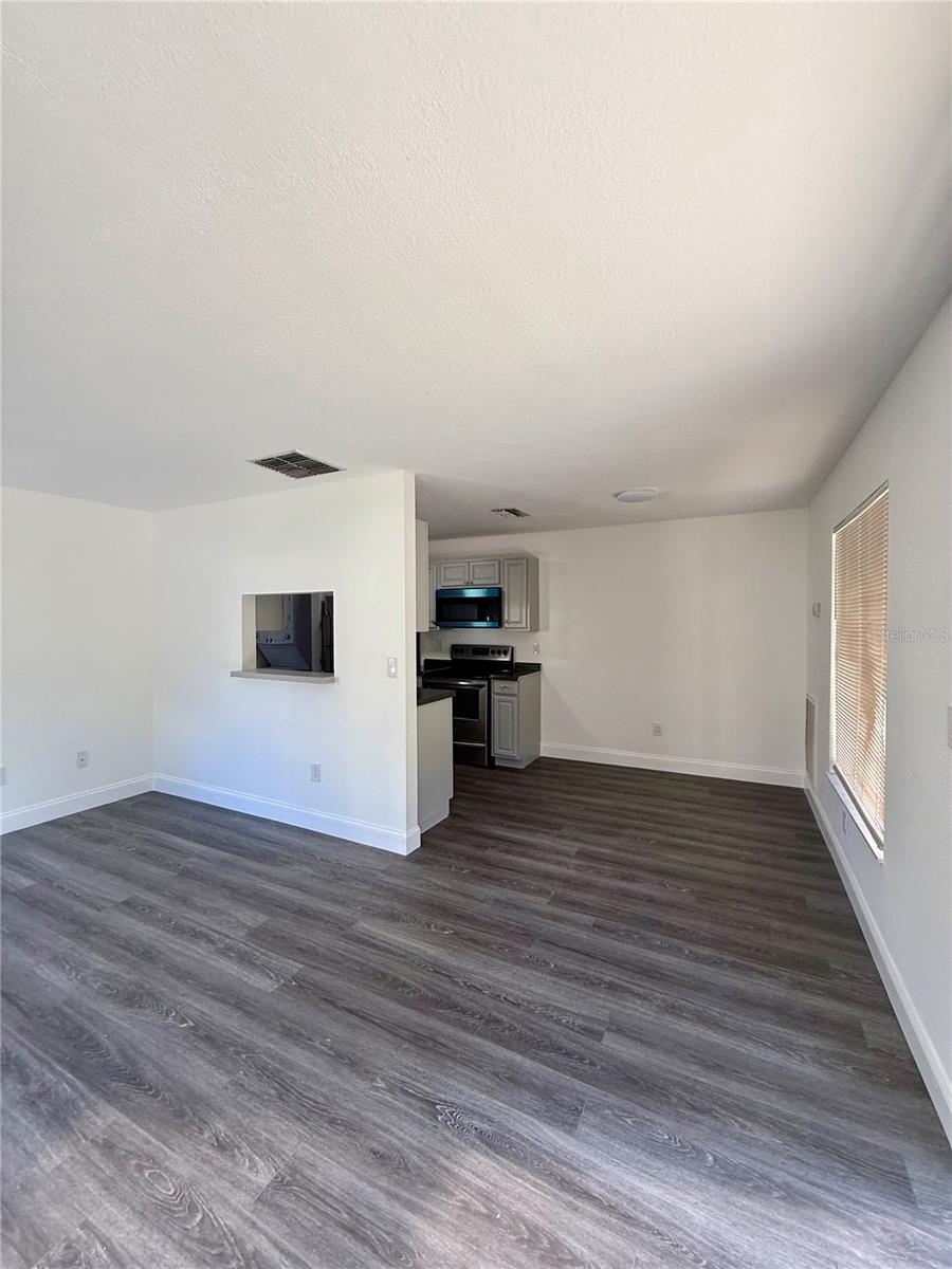 Image 11 of 26 For 14222 Village View Drive