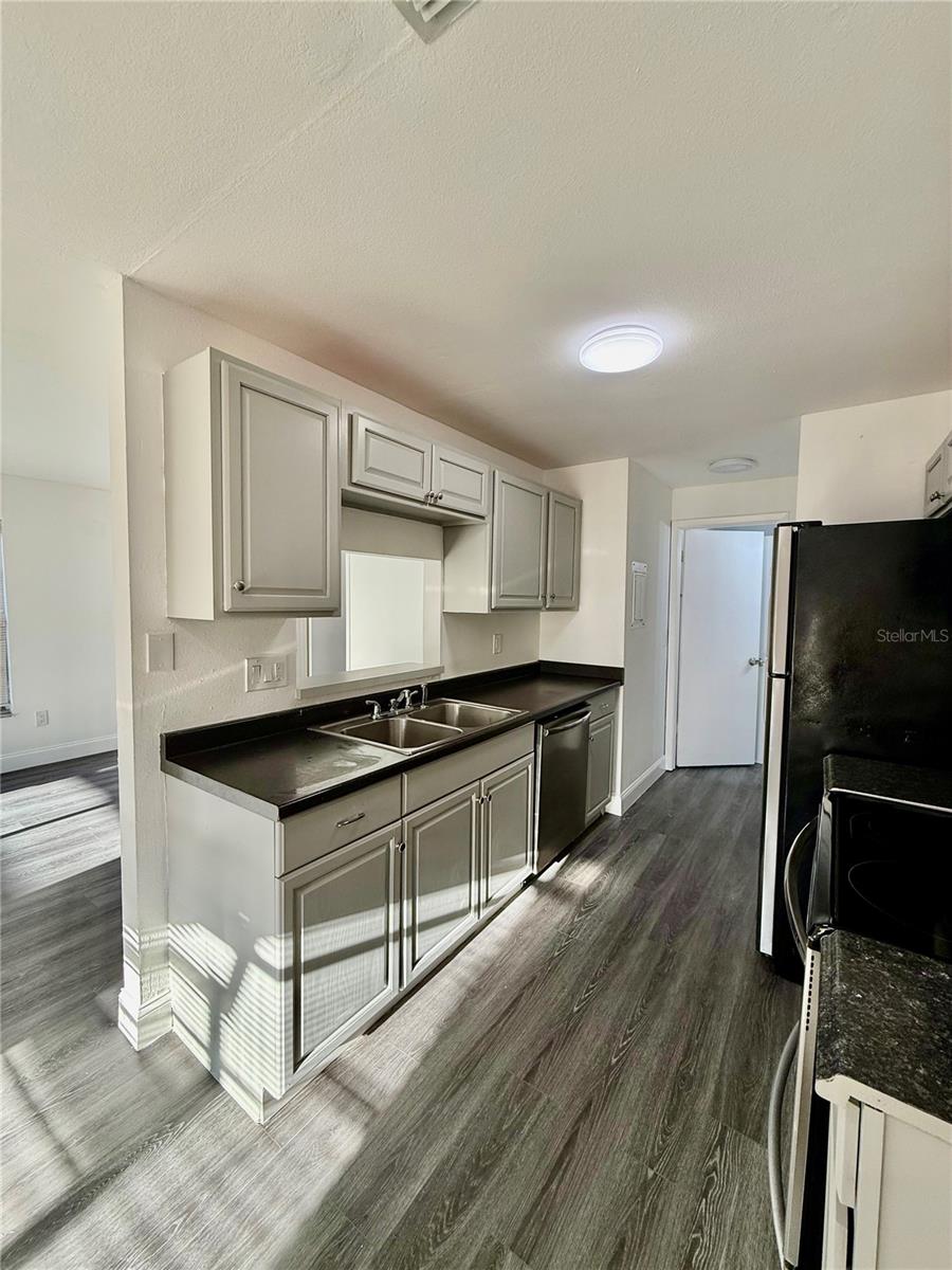 Image 15 of 26 For 14222 Village View Drive