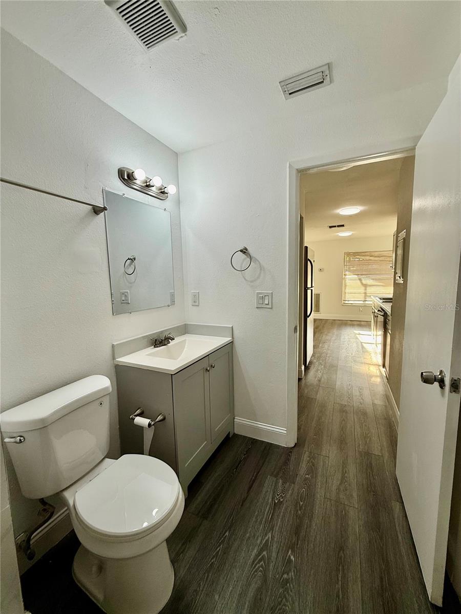 Image 19 of 26 For 14222 Village View Drive