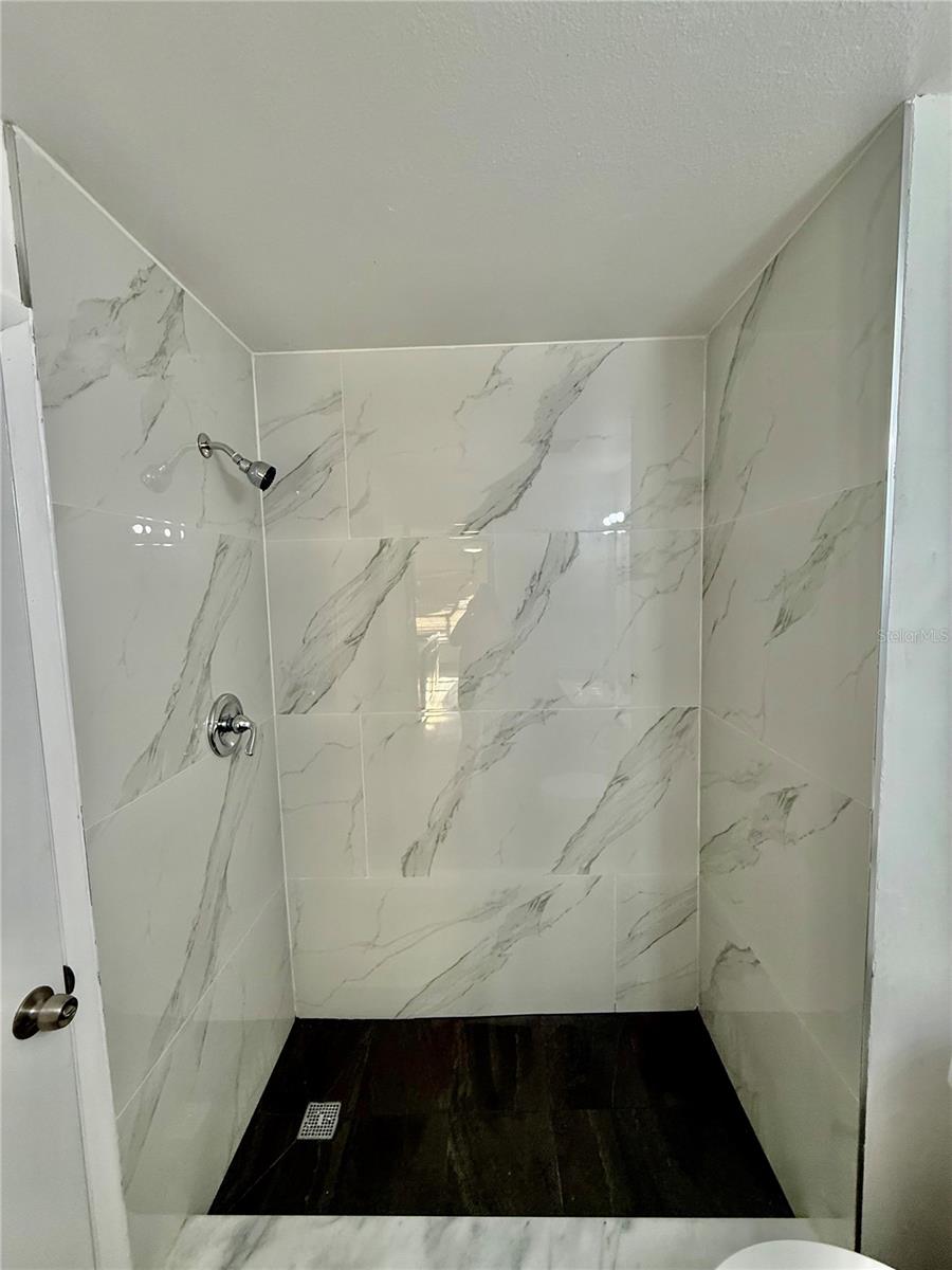 Image 20 of 26 For 14222 Village View Drive