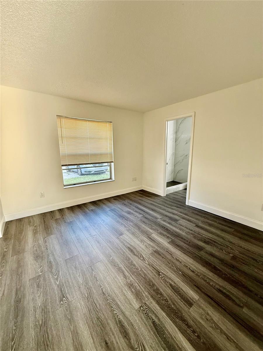 Image 21 of 26 For 14222 Village View Drive