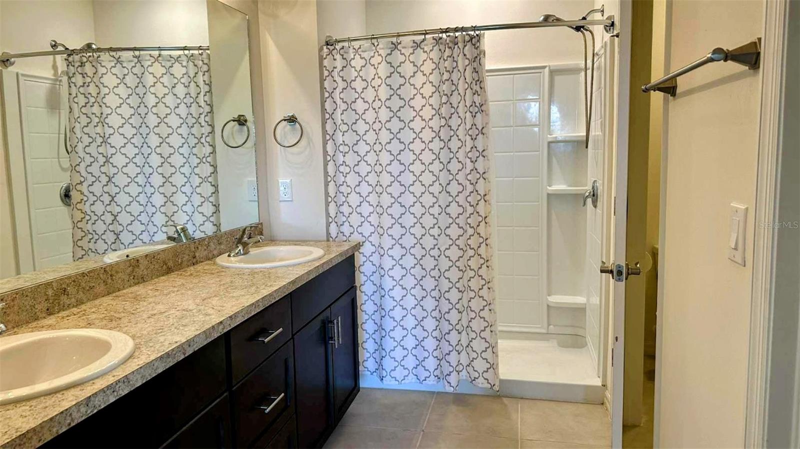 Image 18 of 28 For 8821 Swell Brooks Court