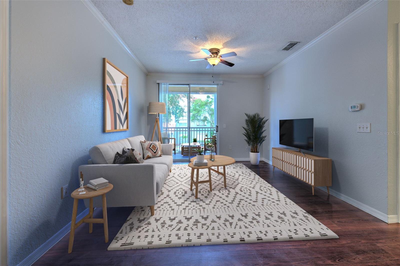 Image 11 of 41 For 18001 Richmond Place Drive 123