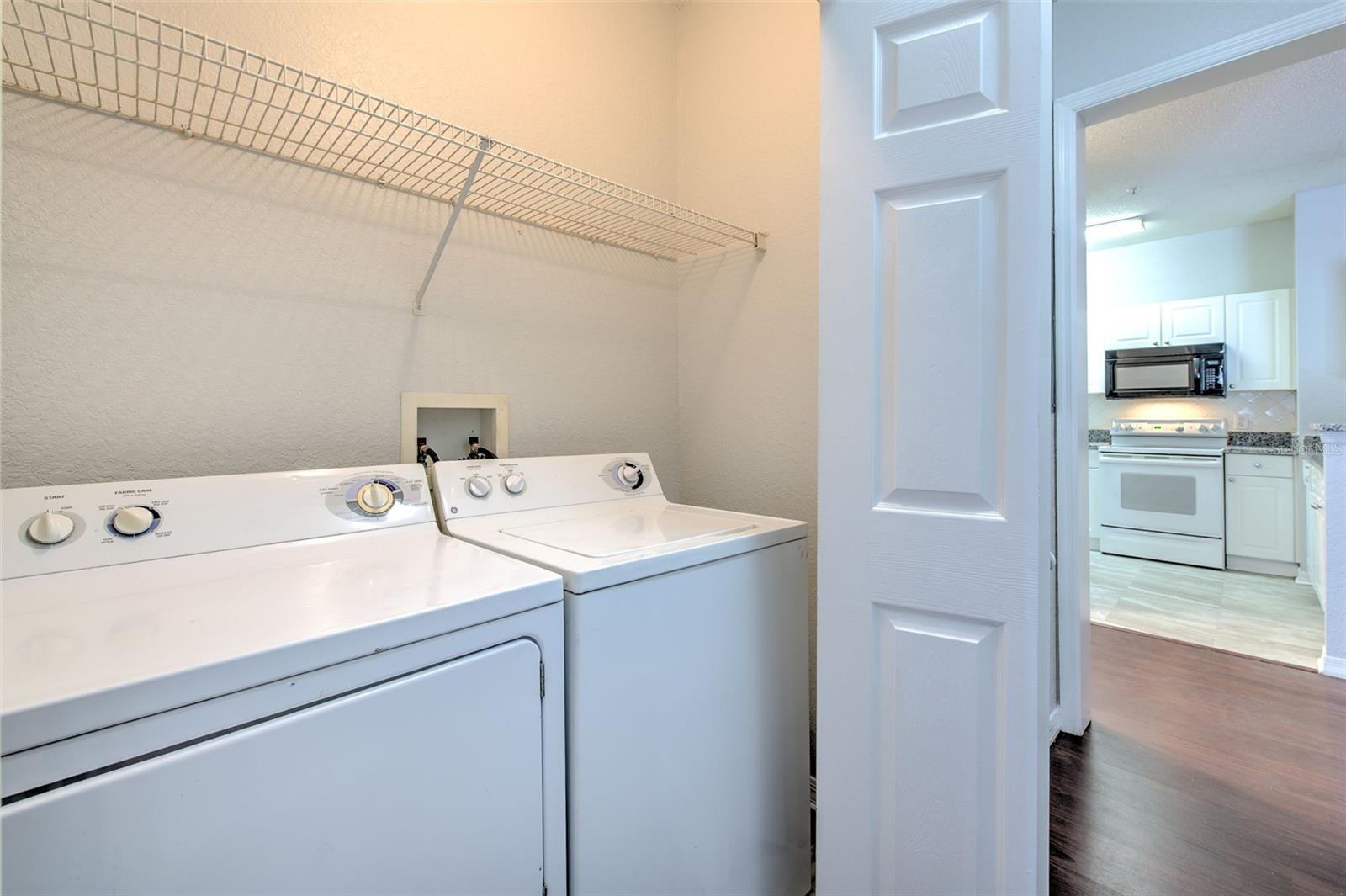 Image 22 of 41 For 18001 Richmond Place Drive 123
