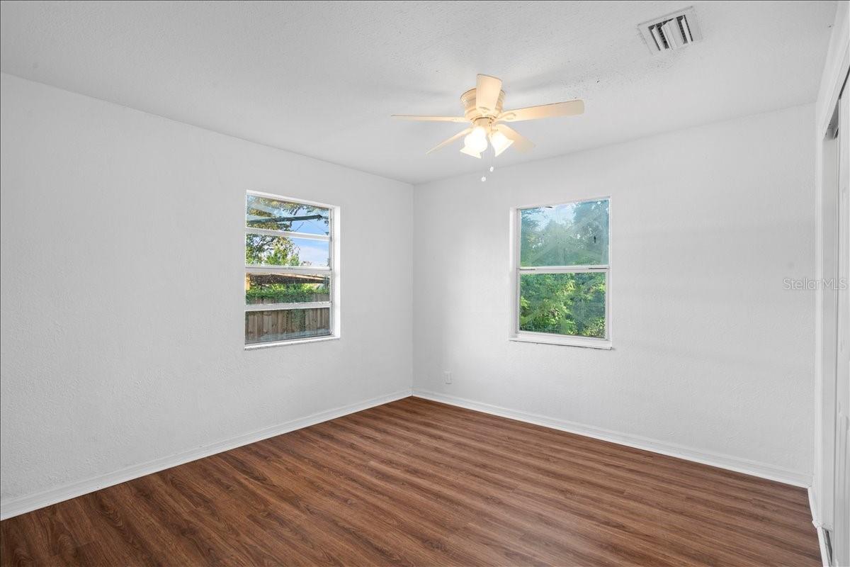 Image 19 of 39 For 704 Wilma Street