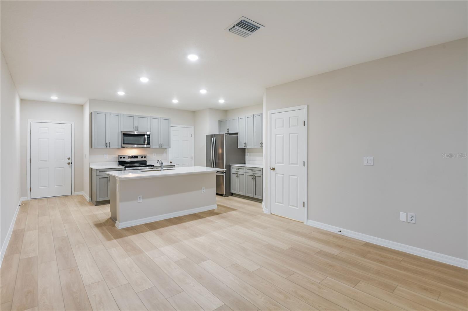 Image 13 of 23 For 3714 King Hill Drive