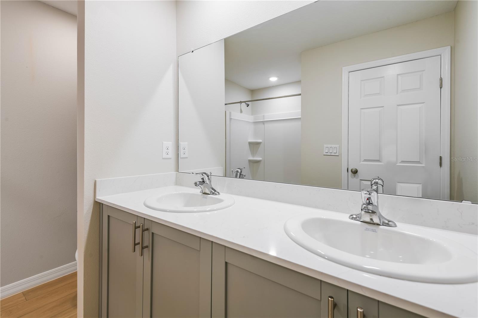 Image 9 of 23 For 3714 King Hill Drive