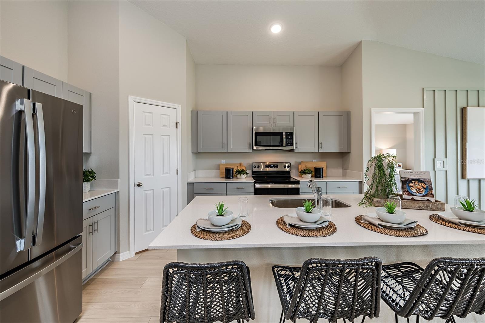 Image 10 of 19 For 1029 Foreshore Lane