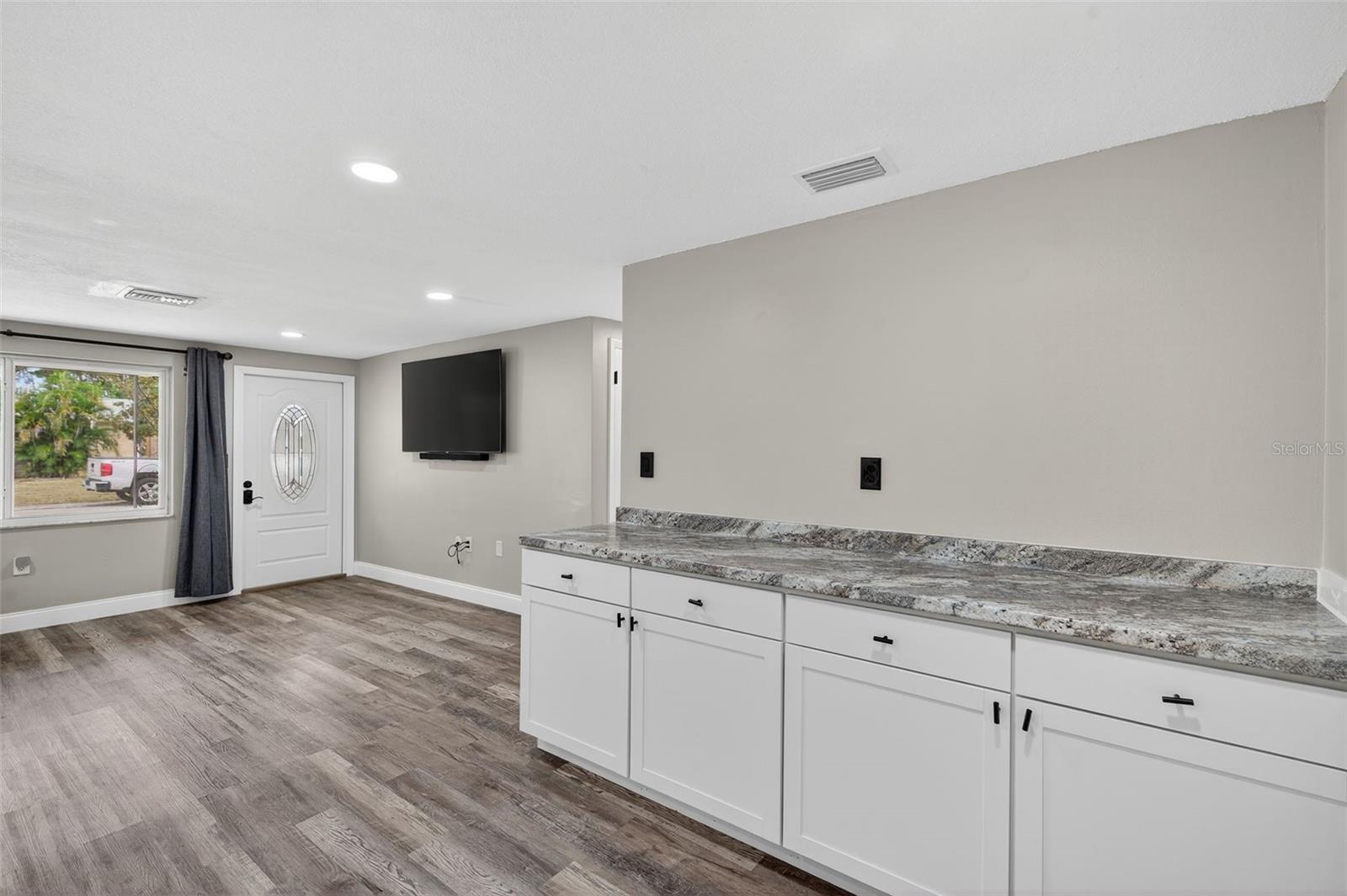 Image 12 of 50 For 3220 Fairmount Drive