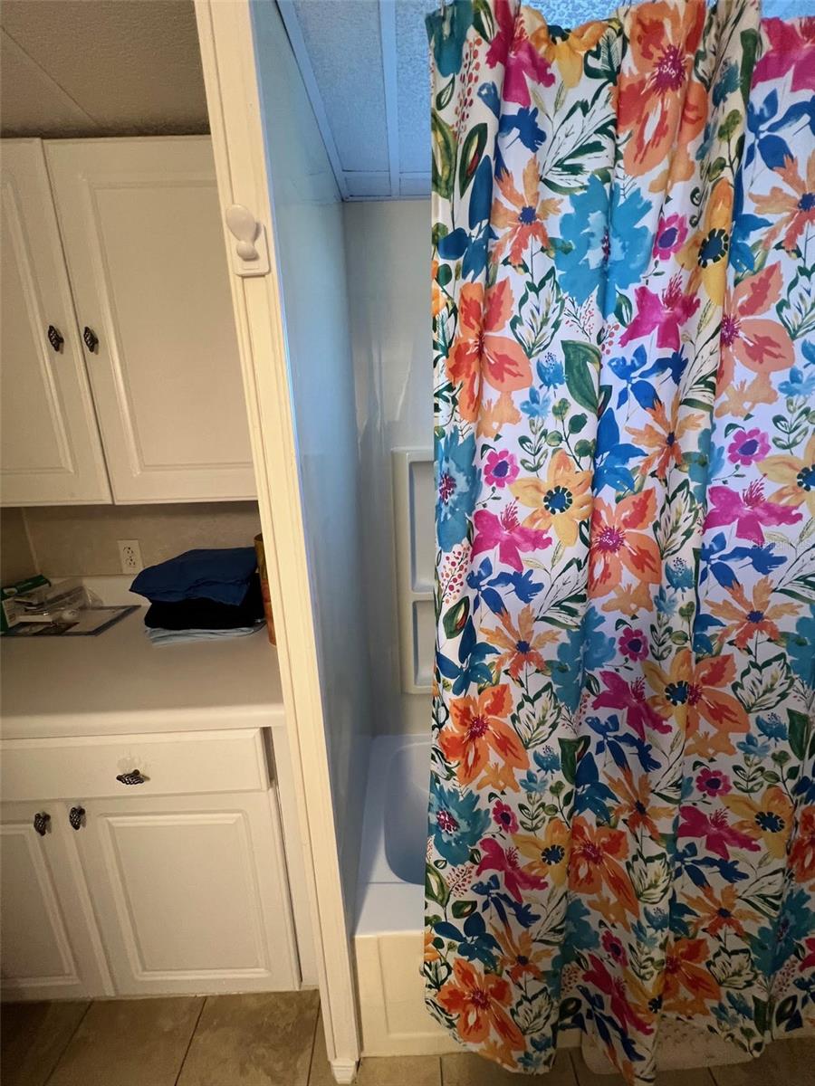 Image 21 of 33 For 11300 124th Avenue 132