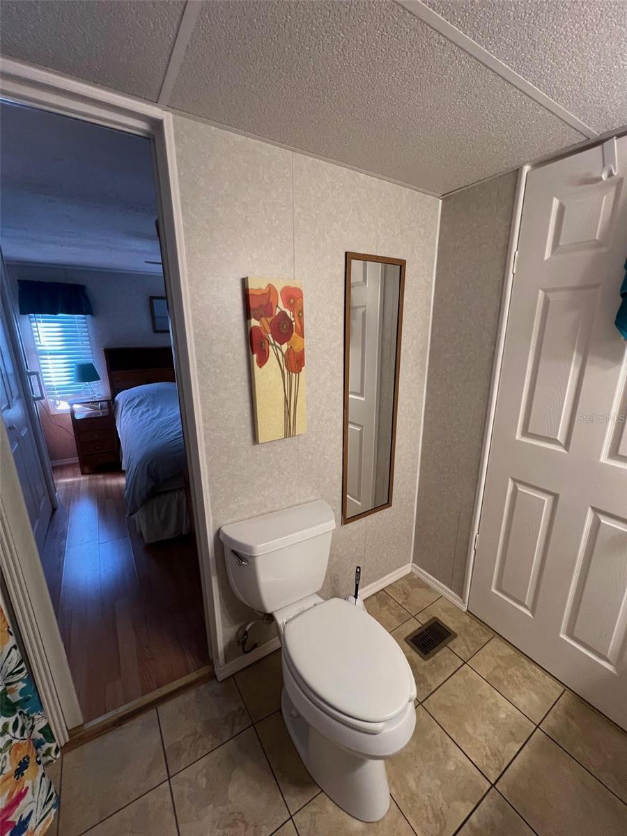 Image 22 of 33 For 11300 124th Avenue 132