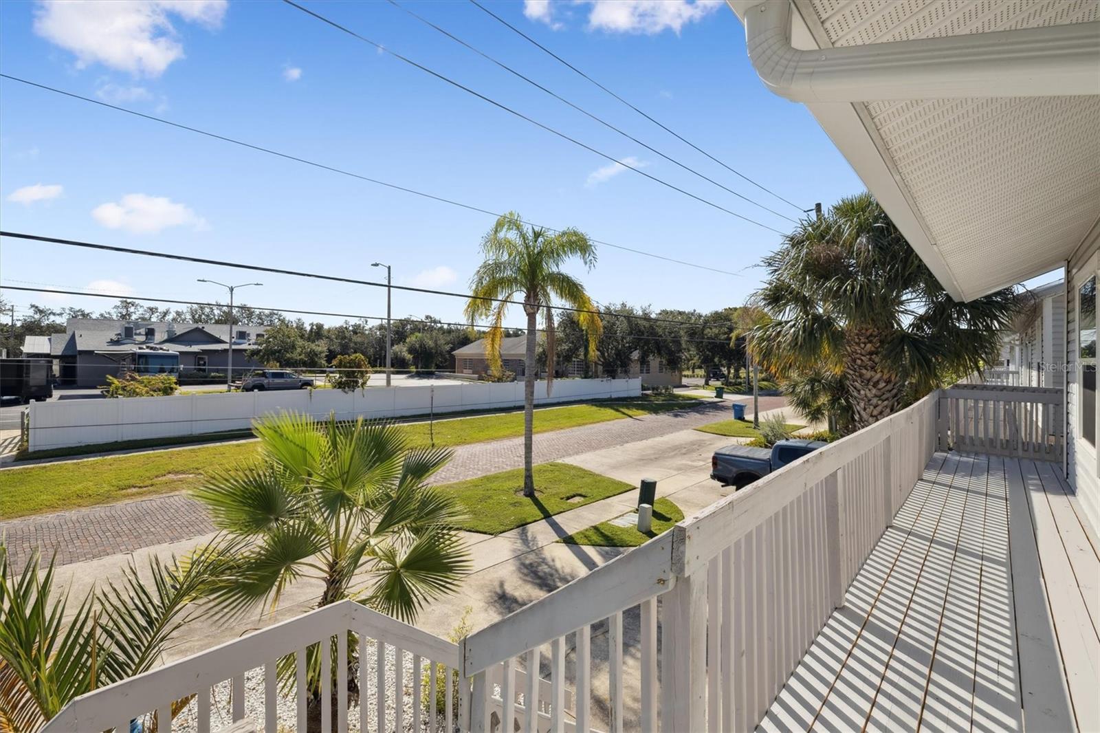 Image 20 of 27 For 3462 De Soto Boulevard 17