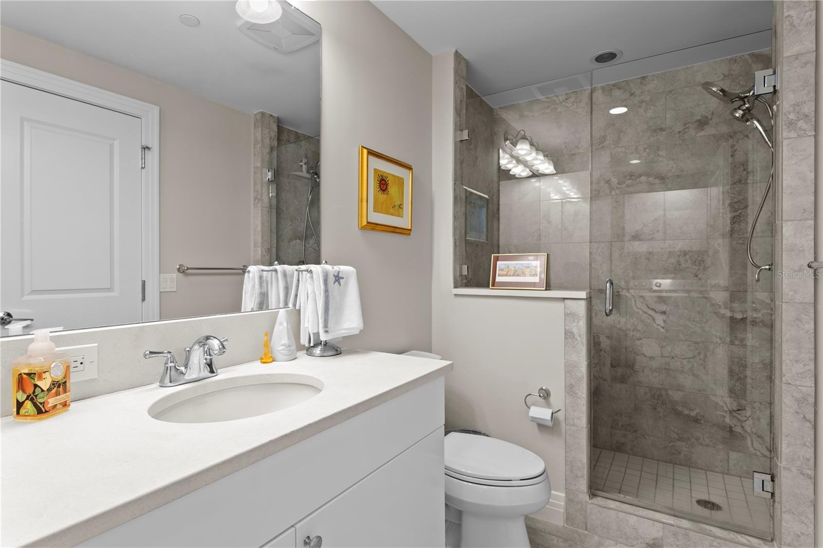 Image 23 of 37 For 1325 Snell Isle Boulevard Ne 711