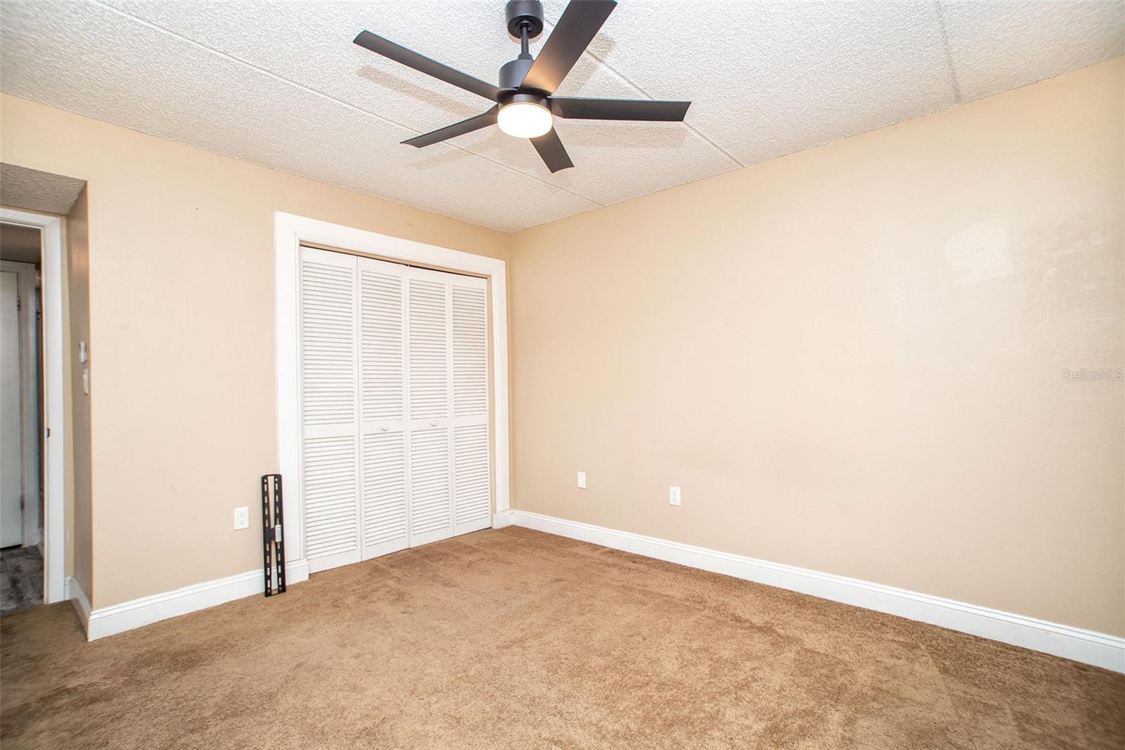 Image 7 of 19 For 12300 Park Boulevard 219