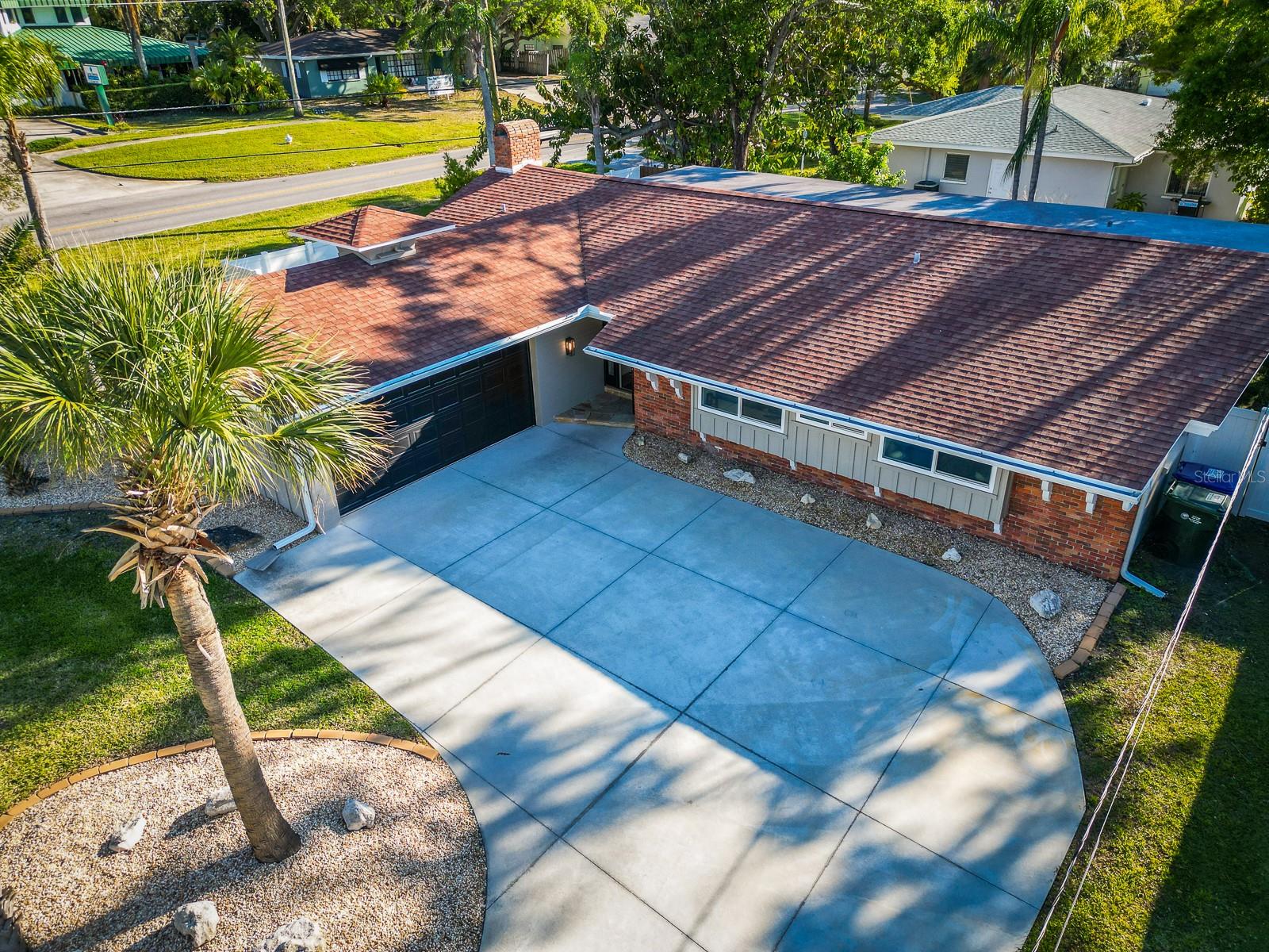 Image 3 of 75 For 2096 Church Creek Pt Point